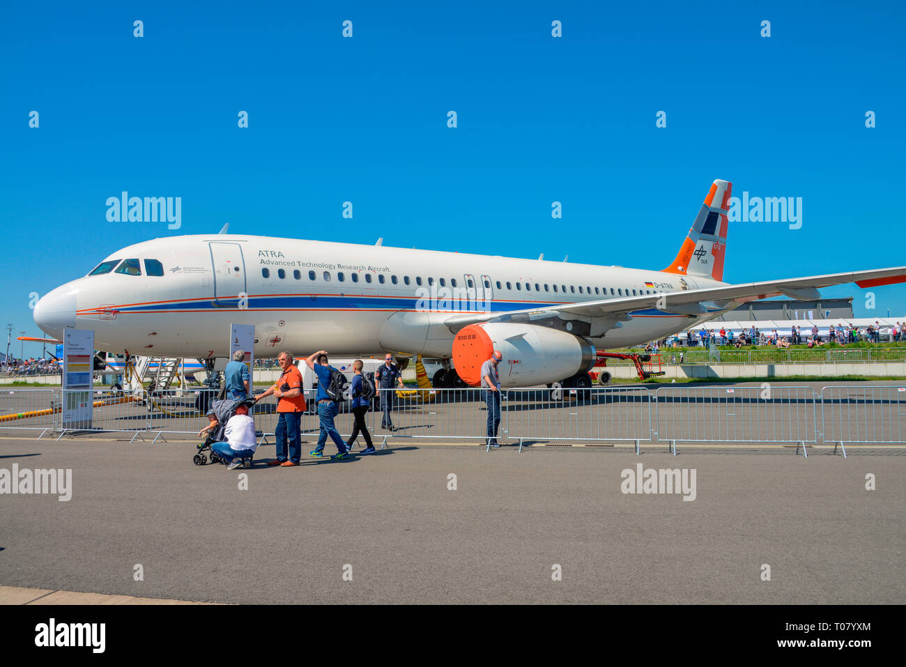 Forschungsflugzeug Airbus A320-232 D-ATRA, ILA 2018, Schoenefeld, Brandeburgo, Deutschland Foto Stock