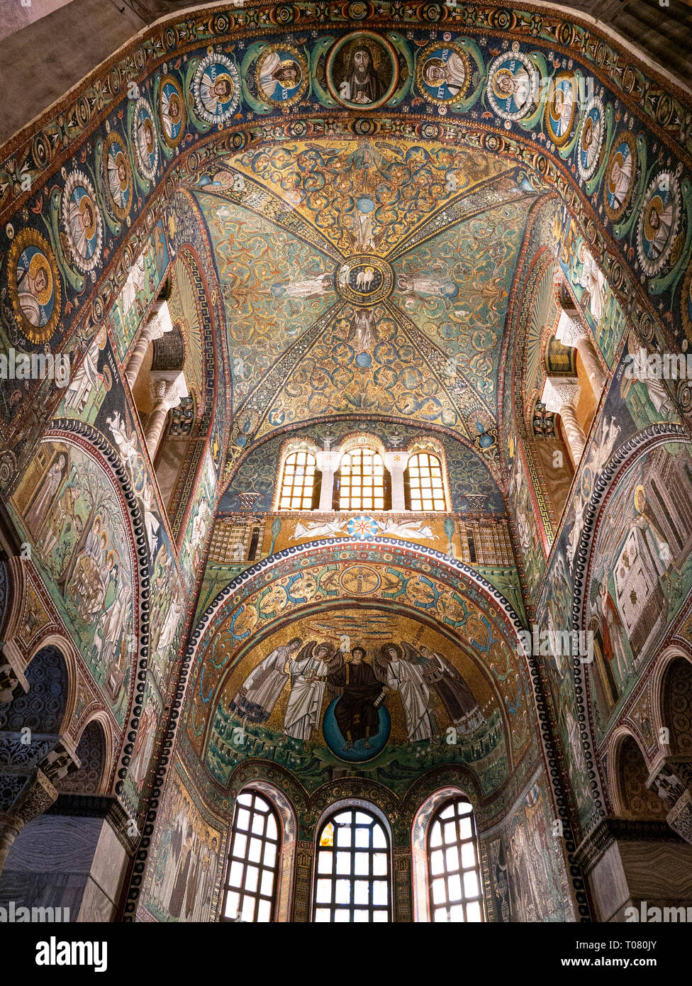 L'Italia, Emilia Romagna, Ravenna, mosaici bizantini della Basilica di San Vitale Foto Stock