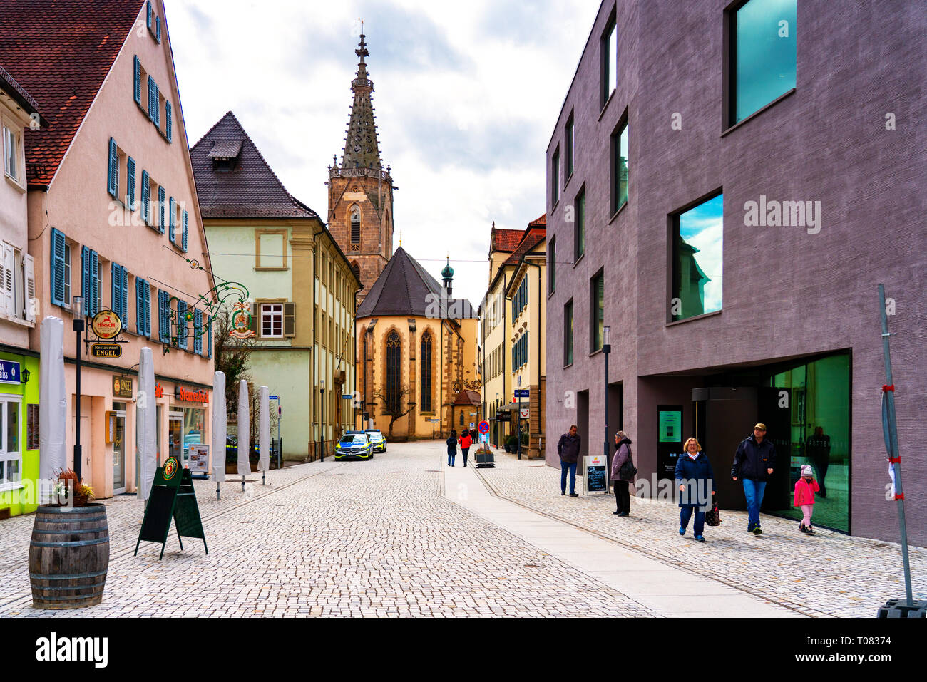 Rottenburg am Neckar, Germania, 16/03/2019: Cityscape di Rottenburg, il pittoresco vescovo della città sul fiume Neckar, risiede in modo attraente tra il Giura Svevo Foto Stock