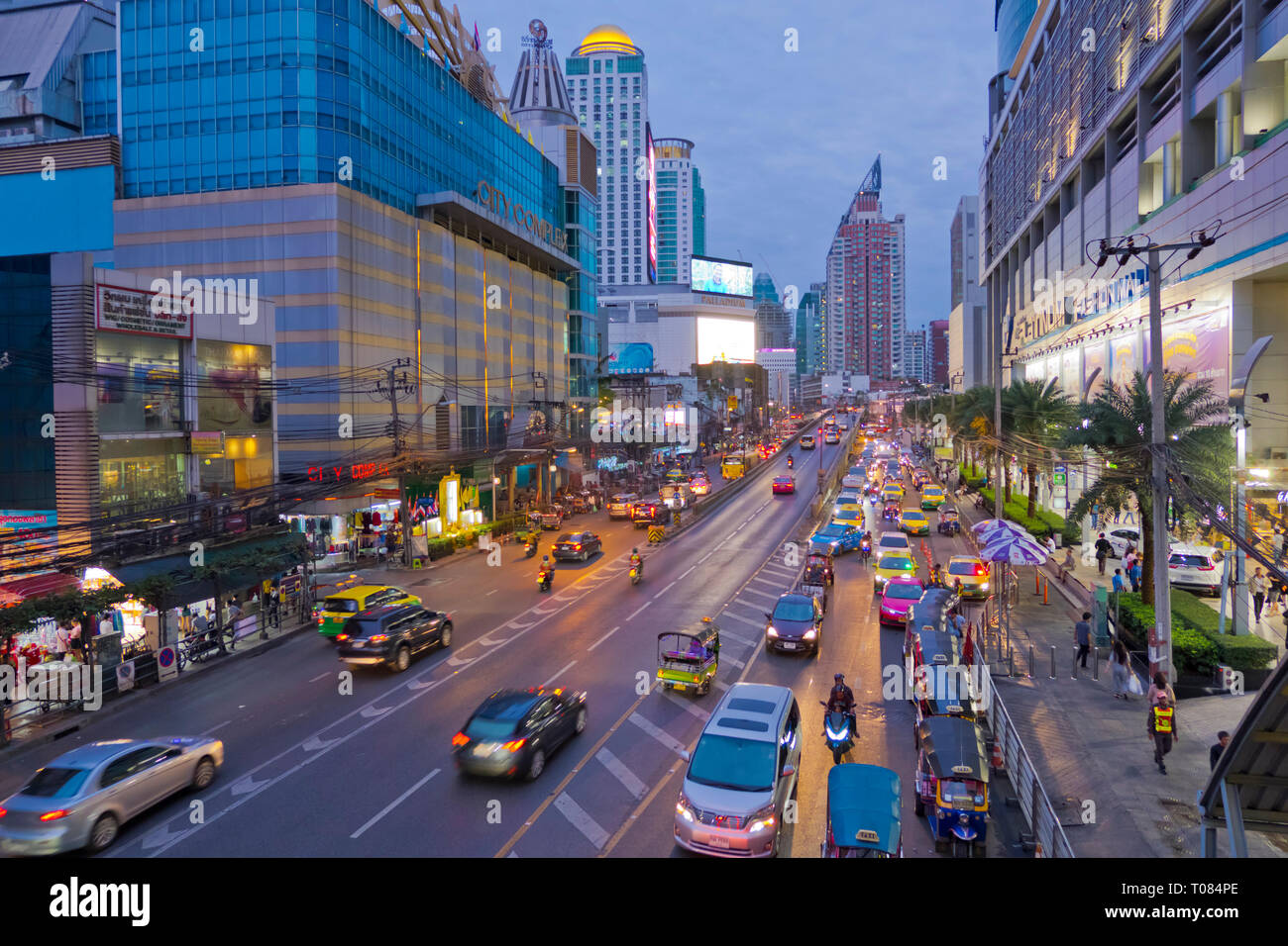 Phetchaburi Road, Ratchathewi, Bangkok, Thailandia Foto Stock