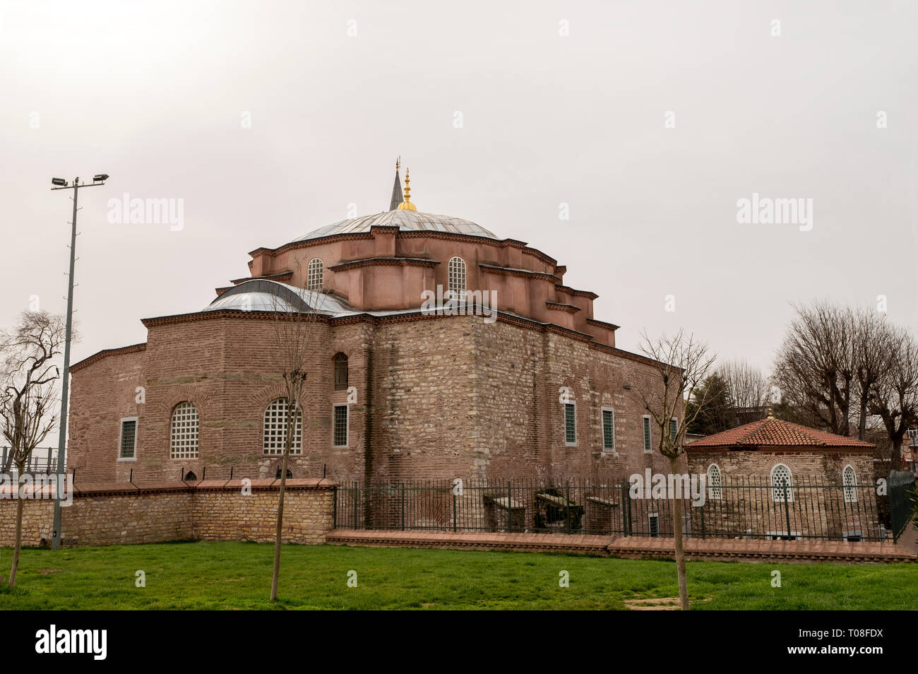 Piccola Hagia Sophia è una ex chiesa ortodossa orientale dedicata ai Santi Sergio e Bacco a Costantinopoli, convertita in una moschea durante il Foto Stock