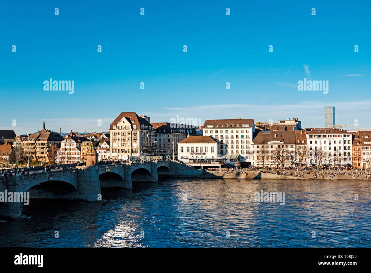 Basilea Città: Kleinbasel con Mittlere Brücke Foto Stock