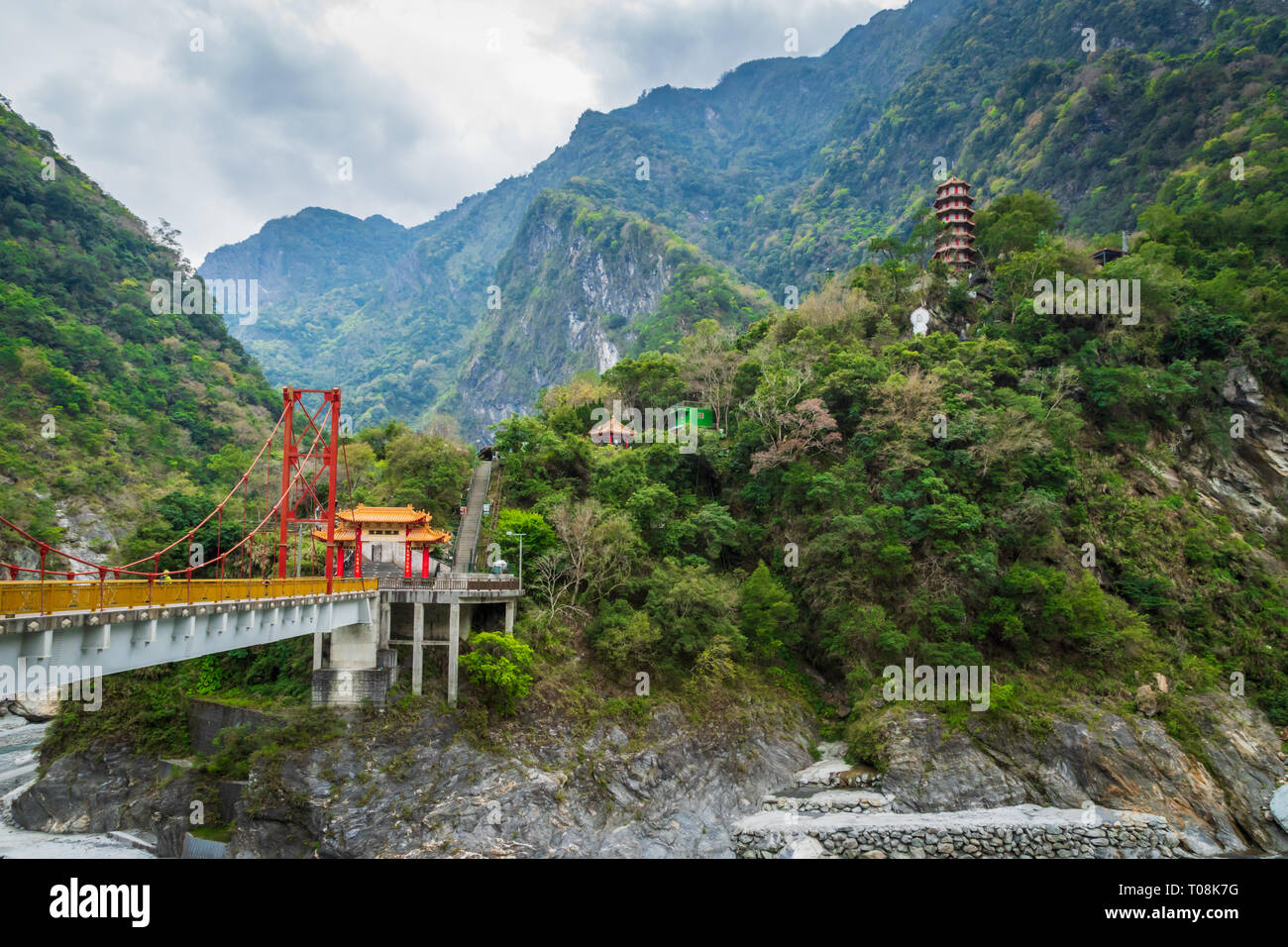 Vista della eterna primavera Santuario a Taroko national park di Taiwan. Foto Stock