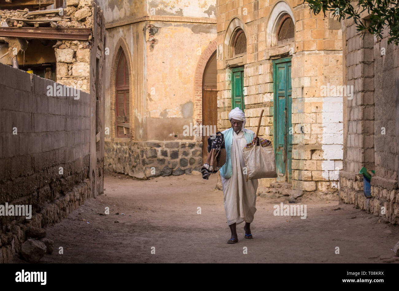 Ritratto delle persone nelle strade di Massawa, Eritrea Foto Stock