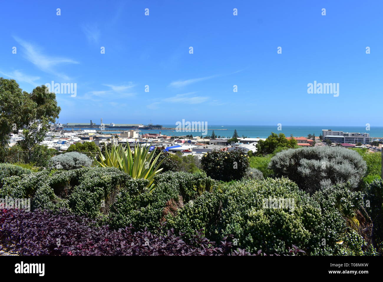 Vista di Geraldton dal HMAS Sydney II memorial lookout Foto Stock