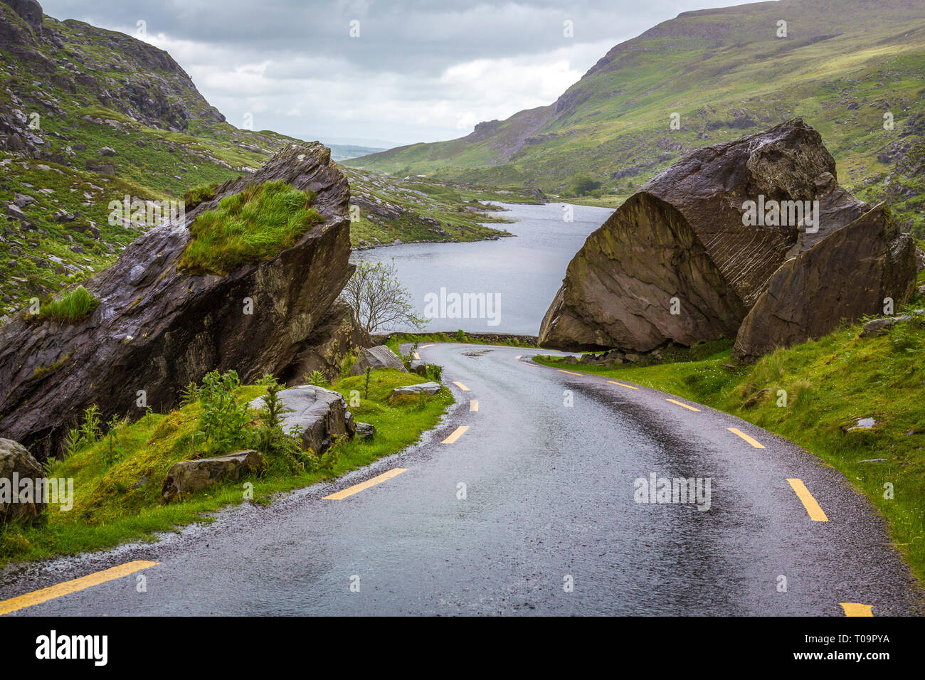 Guidare lungo il gap di Dunloe Foto Stock