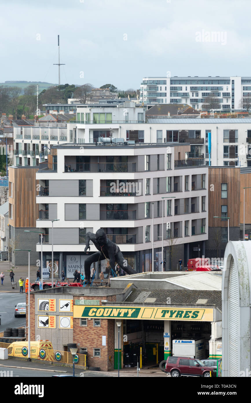 Plymouth, Devon, Regno Unito. 18 mar 2019. Regno Unito la più grande scultura in bronzo di credito: Pietro CURNO/Alamy Live News Foto Stock