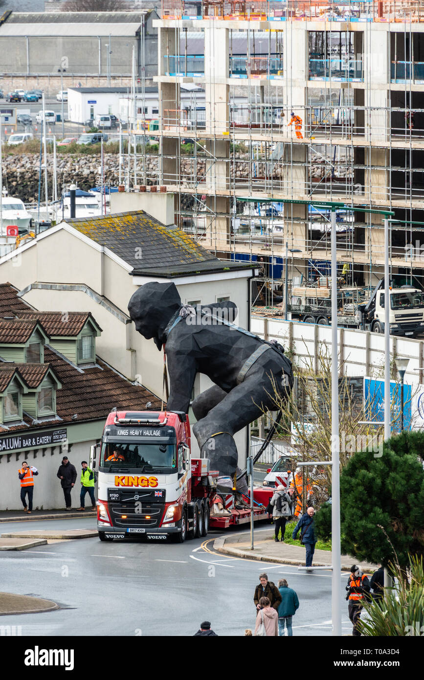 Plymouth, Devon, Regno Unito. 18 mar 2019. Regno Unito la più grande scultura in bronzo di credito: Pietro CURNO/Alamy Live News Foto Stock