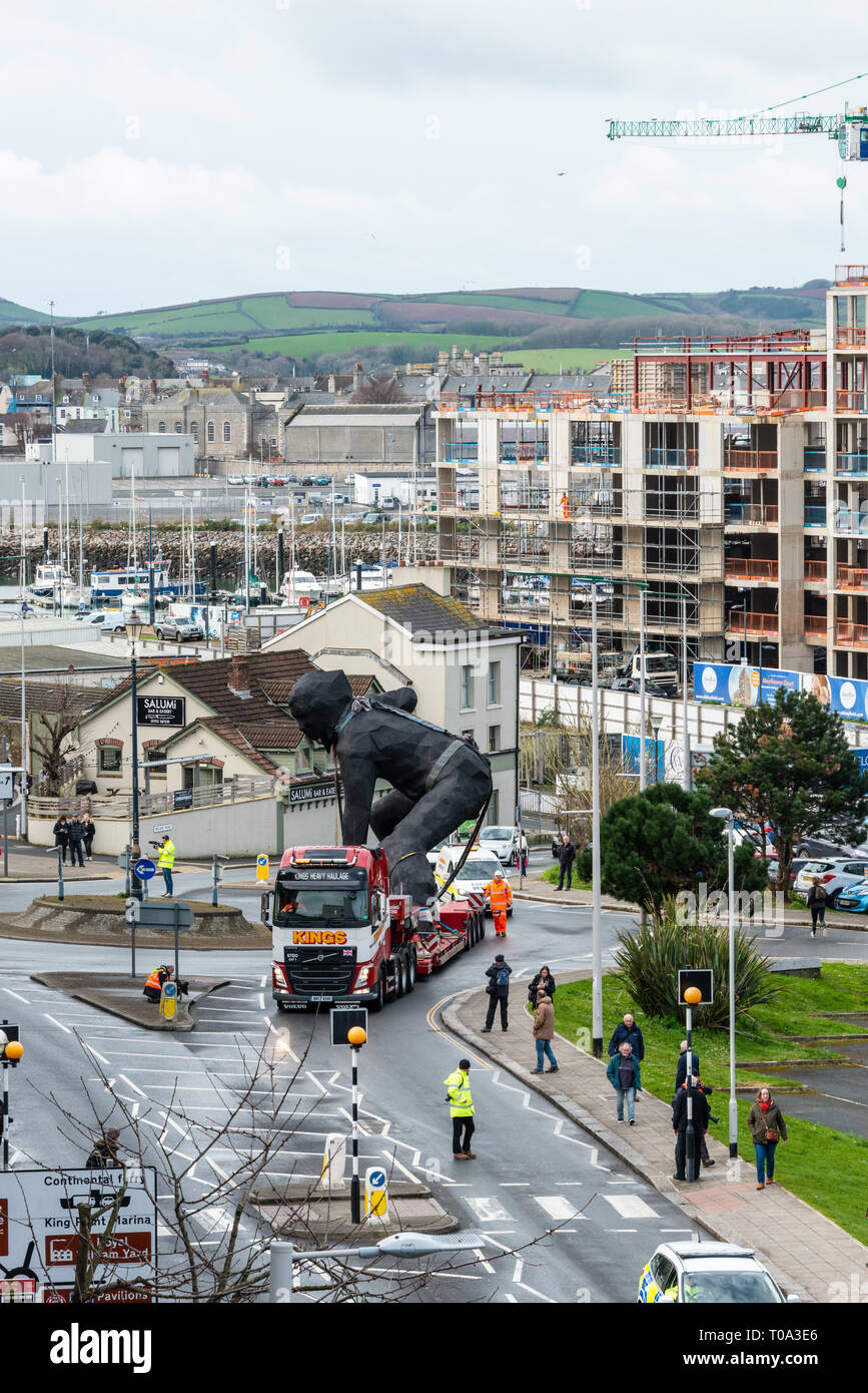 Plymouth, Devon, Regno Unito. 18 mar 2019. Regno Unito la più grande scultura in bronzo di credito: Pietro CURNO/Alamy Live News Foto Stock