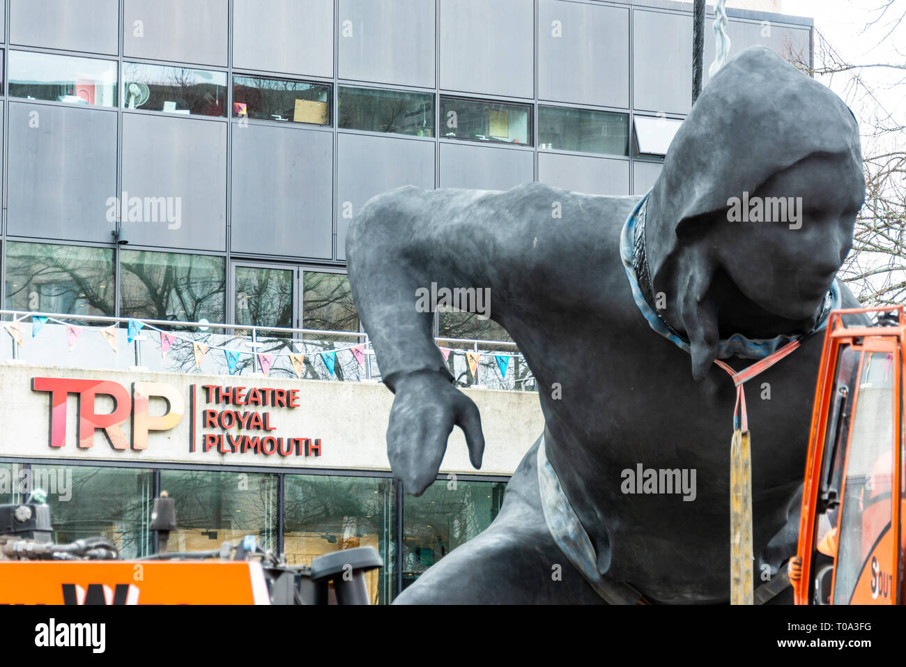 Plymouth, Devon, Regno Unito. 18 mar 2019. Regno Unito la più grande scultura in bronzo di credito: Pietro CURNO/Alamy Live News Foto Stock