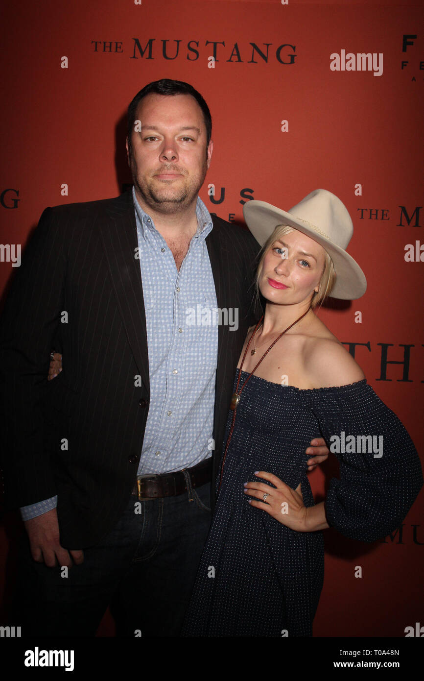 Michael Gladis, Beth Behr 03/12/2019 La speciale proiezione di "Mustang" tenutasi presso la ArcLight Hollywood in Los Angeles, CA Foto: Cronos/Hollywood News Foto Stock