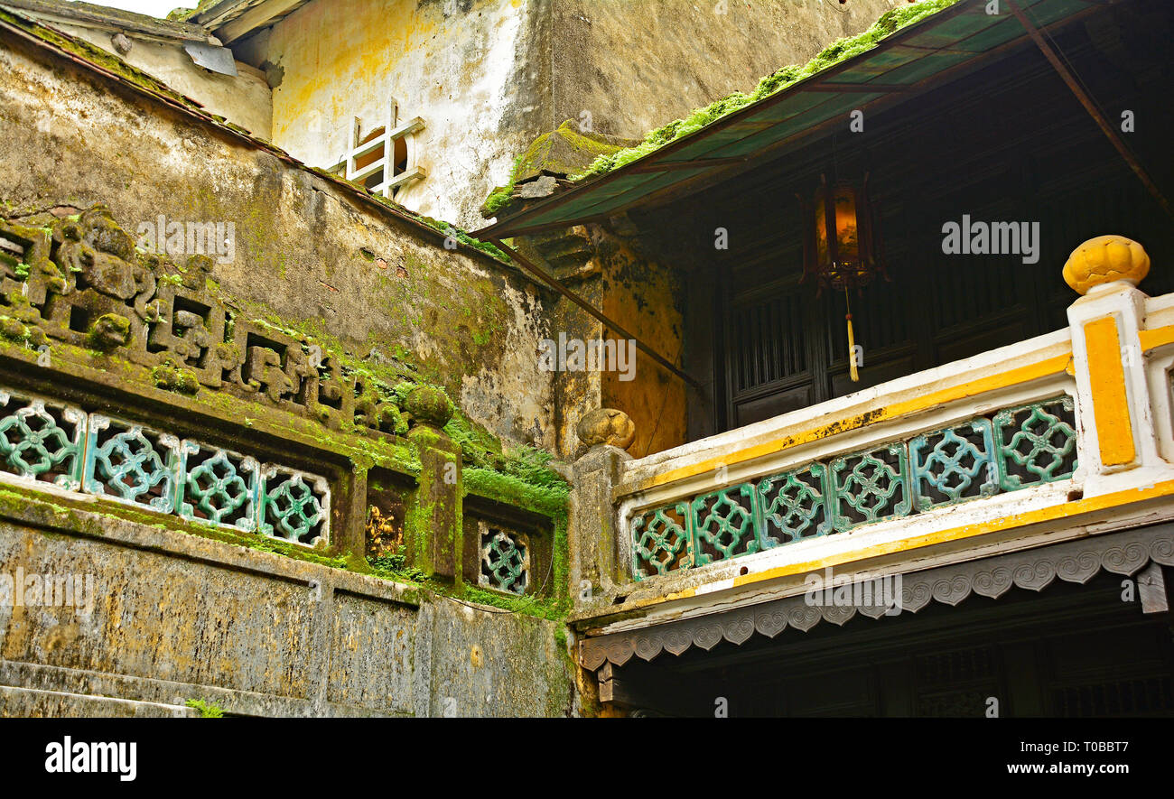 Il cortile della storica Tan Ky nell'UNESCO elencati vietnamita centrale città di Hoi An Foto Stock