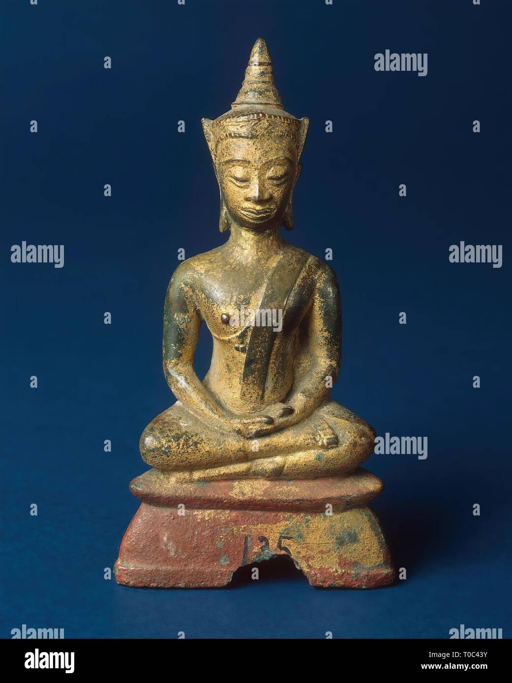 'Strattati incoronato Buddha nella meditazione pongono'. Siam (ora la Tailandia). Ayutthaya, arte del XVII secolo. Dimensioni: h. 17 cm. Museo: Membro Hermitage di San Pietroburgo. Foto Stock