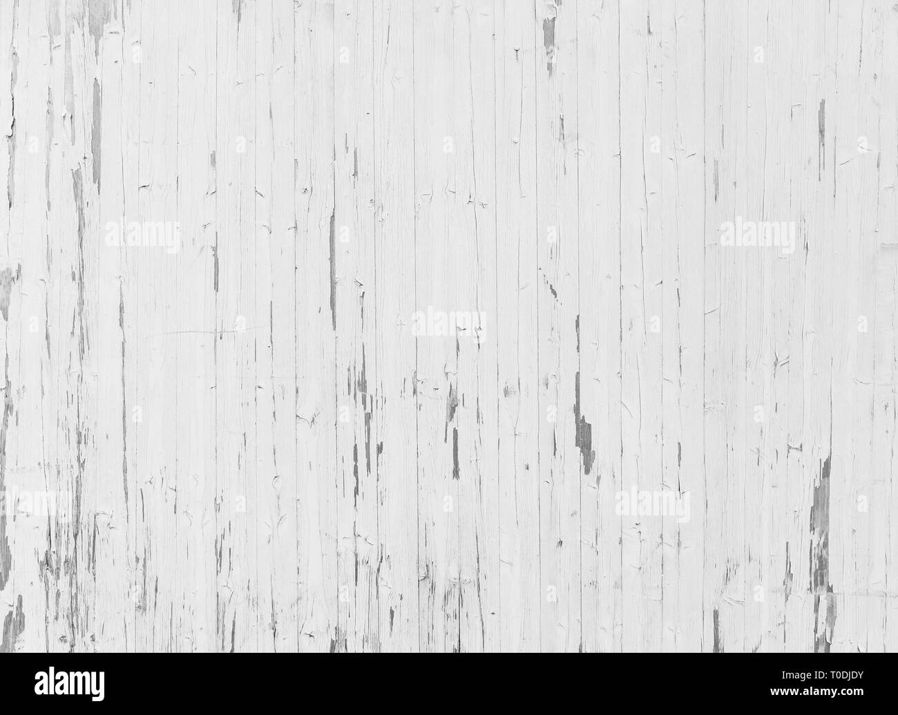 Alta risoluzione full frame sullo sfondo di uno spiovente parete in legno o pannelli di legno in bianco e nero, paint la pelatura. Foto Stock