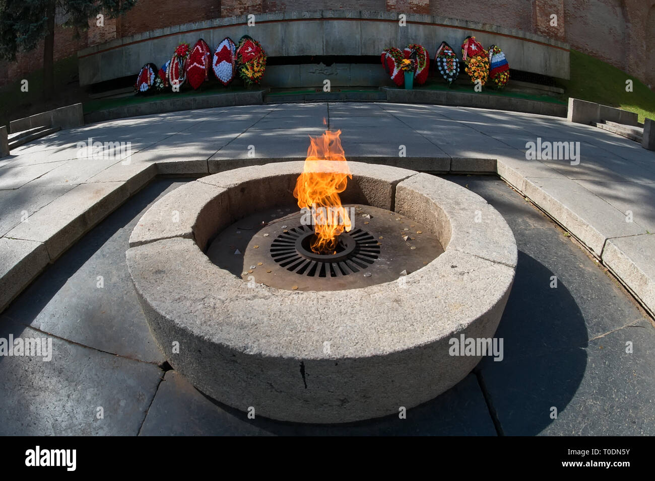 VELIKY Novgorod, Russia - Agosto 14, 2018: memoriale la fiamma eterna di gloria in Veliky Novgorod è situato sul territorio di Novgorod Detinets Foto Stock