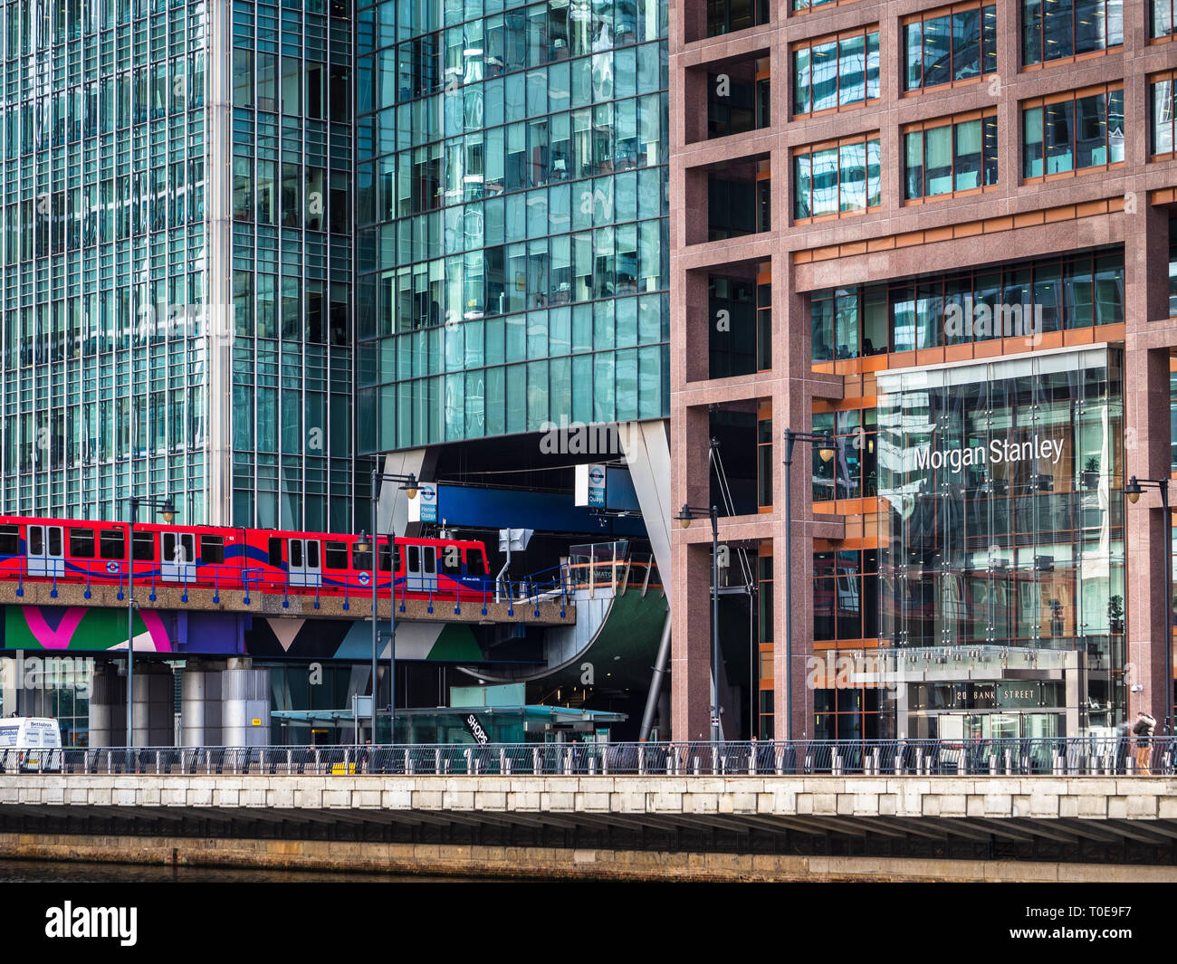 Morgan Stanley Londra uffici a Canary Wharf. Architetti grattacieli Skidmore Owings Merrill completato 2003 Foto Stock