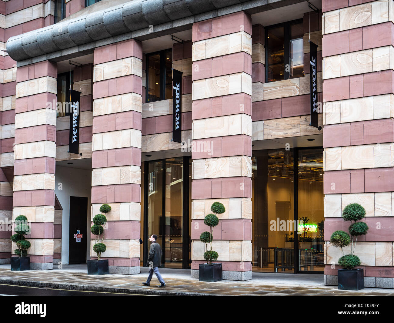 WeWork Londra - WeWork Coworking Space e ufficio condiviso e spazi di lavoro in No1 Pollame edificio nella città di London Financial District Foto Stock