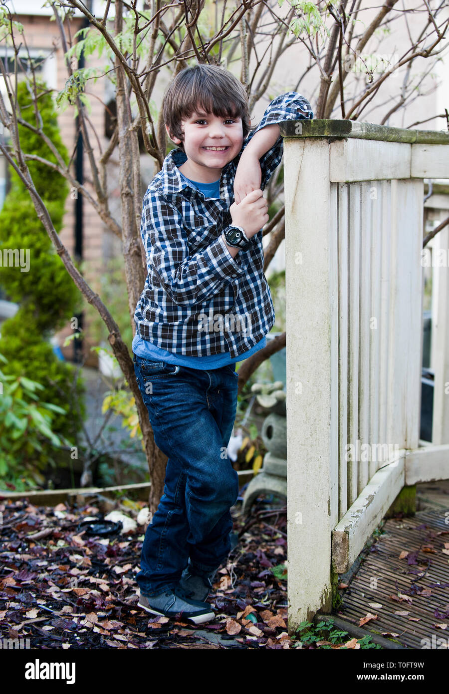 Lewis McGowan (7) da Hamilton stelle in John Lewis Natale annuncio. Visto qui a casa. Lenny Warren / Warren Media 07860 01355 830050 229700 Foto Stock