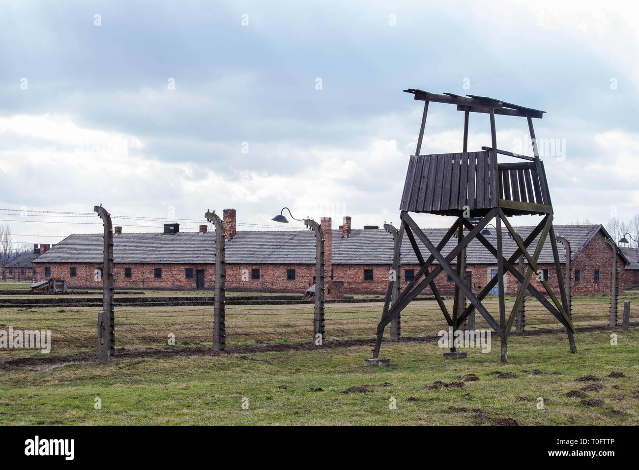 Una torre di vedetta nel campo di concentramento di Auschwitz Birkenau Polen, 12 marzo 2019 Foto Stock