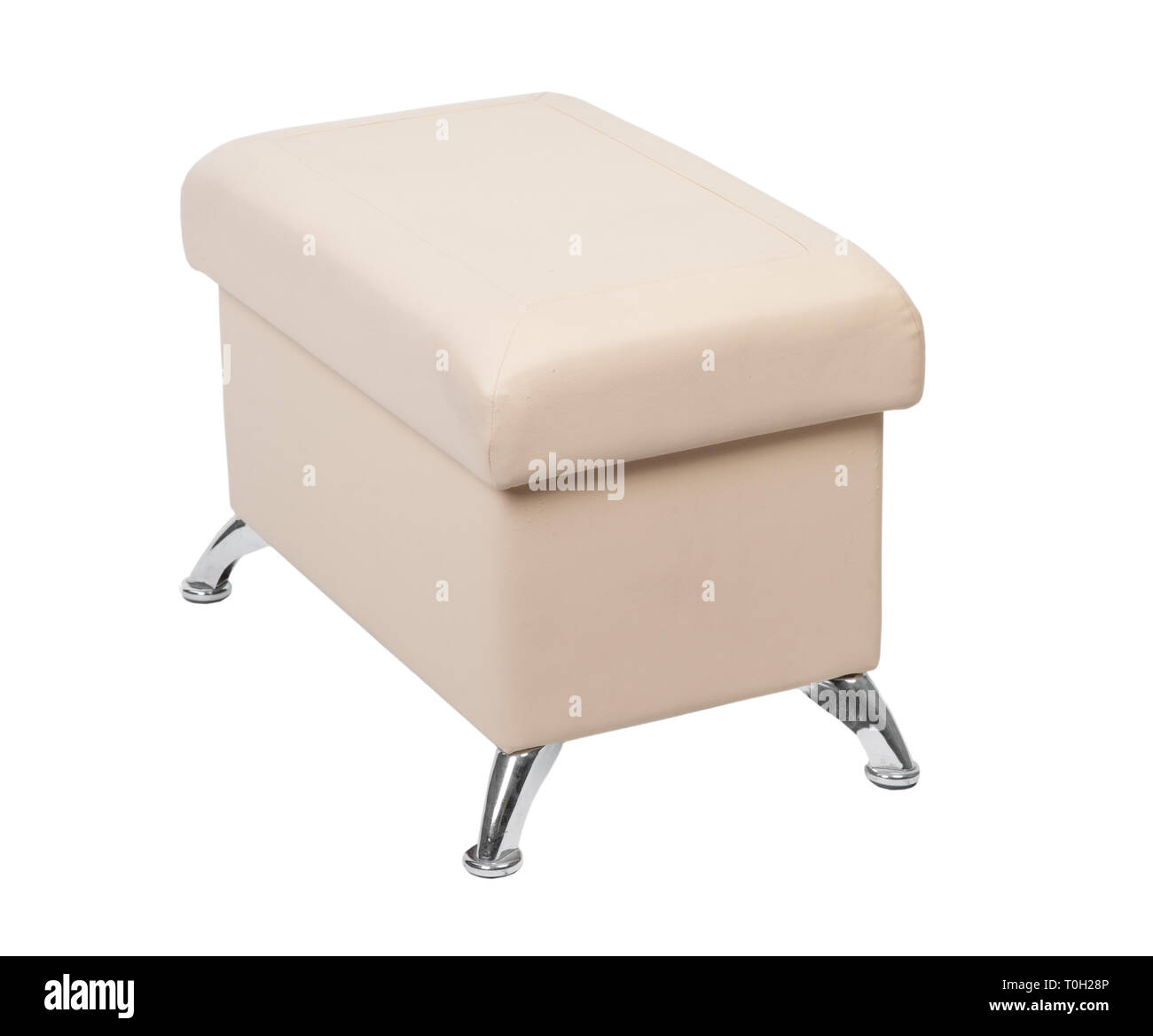 Beige pouf rettangolare con gambe isolato su bianco Foto Stock