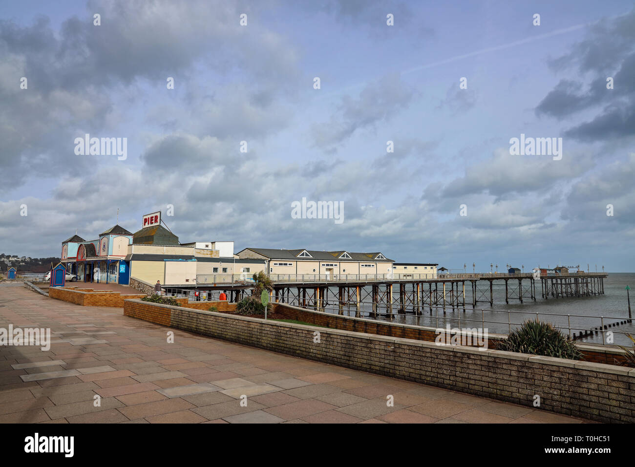 Grand Pier Teignmouth una località di villeggiatura in South Devon. Off - Stagione Foto Stock