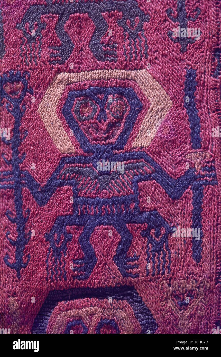 Tessili, cultura Paracas, Perù, 2015. Creatore: Luis Rosendo. Foto Stock