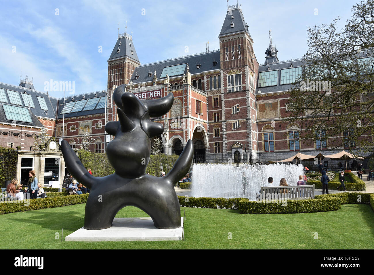 Oiseau Lunaire bronzo 1966-1983 Joan Miro 1893-1983 Rijksmuseum ( Museumplein ) Amsterdam Paesi Bassi Dutch Museum Foto Stock