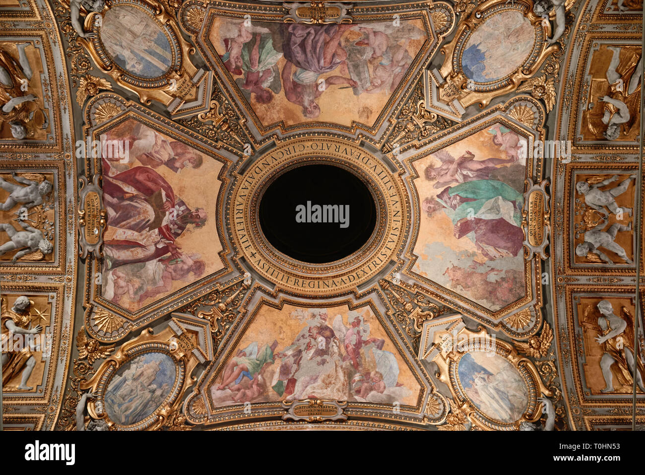 Italia, Roma, febbraio 19/2019, tetto decorazione della Basilica di Santa Maria Maggiore Foto Stock
