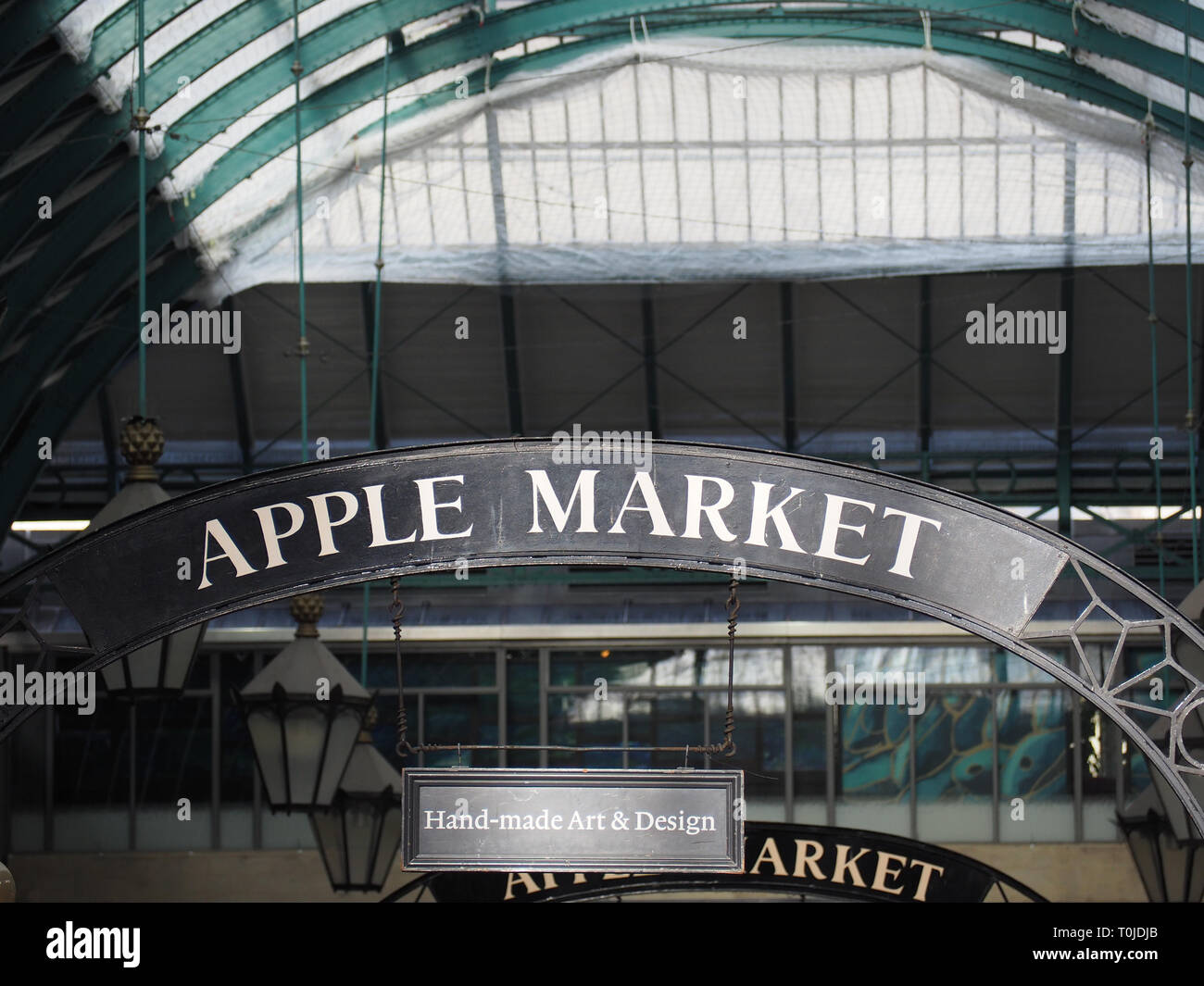 Il mercato delle mele, Covent Garden, Londra, Inghilterra, Regno Unito Foto Stock