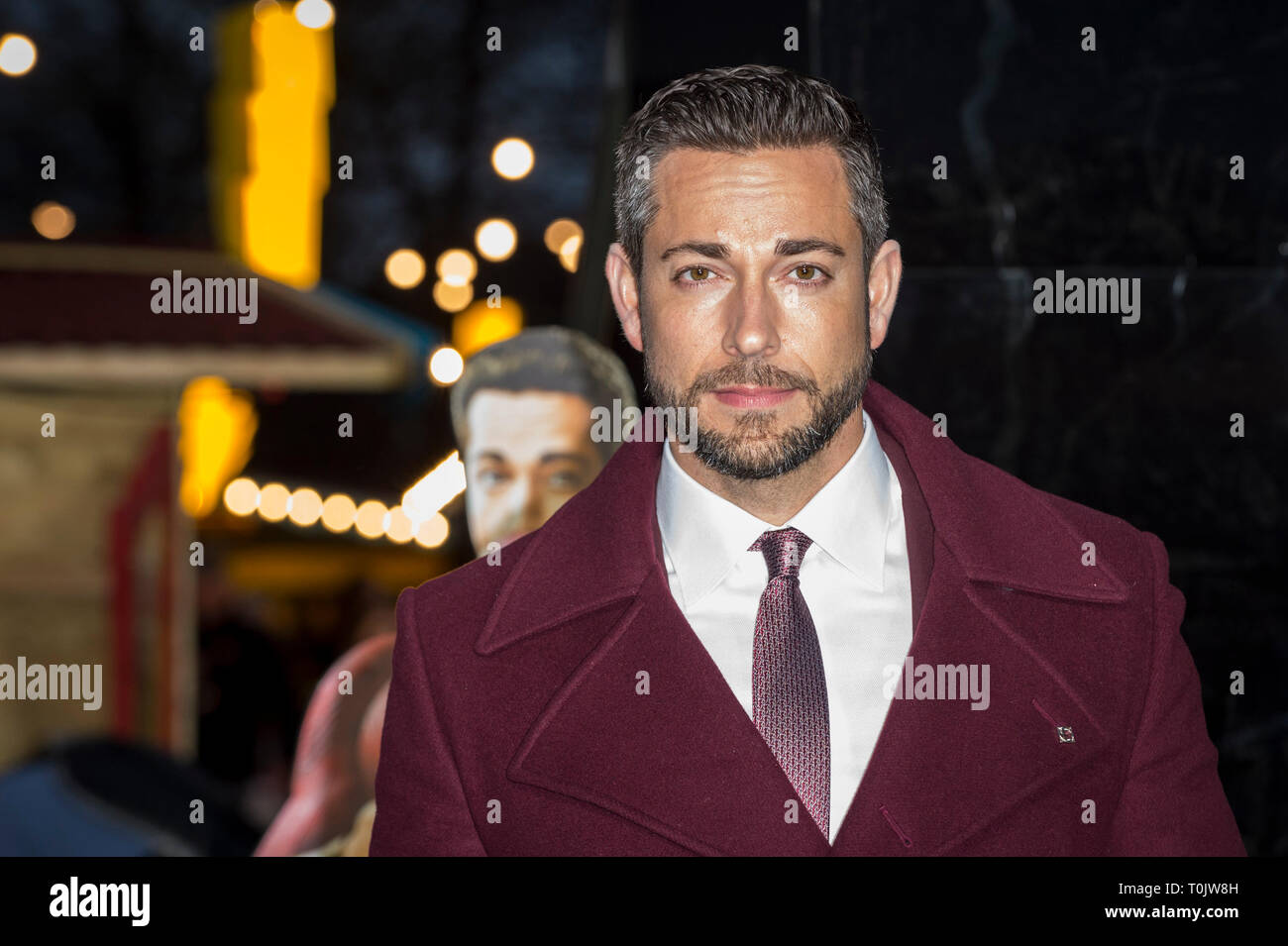 Londra, Regno Unito. 20 mar 2019. Zachary Levi (Shazam!) assiste il photocall come 'SHAZAM!' stelle aperto nel mondo il primo Superpowered luna park nella capitale. Aperto al pubblico dal 21-22 marzo a Bernie Spagna giardini sulla banca del sud. Ispirato dai superpoteri di DC hero SHAZAM! E portato alla vita utilizzando la magia e le illusioni, fan possono mettere alla prova i propri poteri della forza, coraggio, Stamina, la potenza, la velocità e la saggezza per vincere i premi. Uso della parola magica SHAZAM! Abilita magic superpotenze come sfide includono alta scontrino, DC Derby e un 15kg stamina test. Credito: Stephen Chung / Alamy Live News Foto Stock