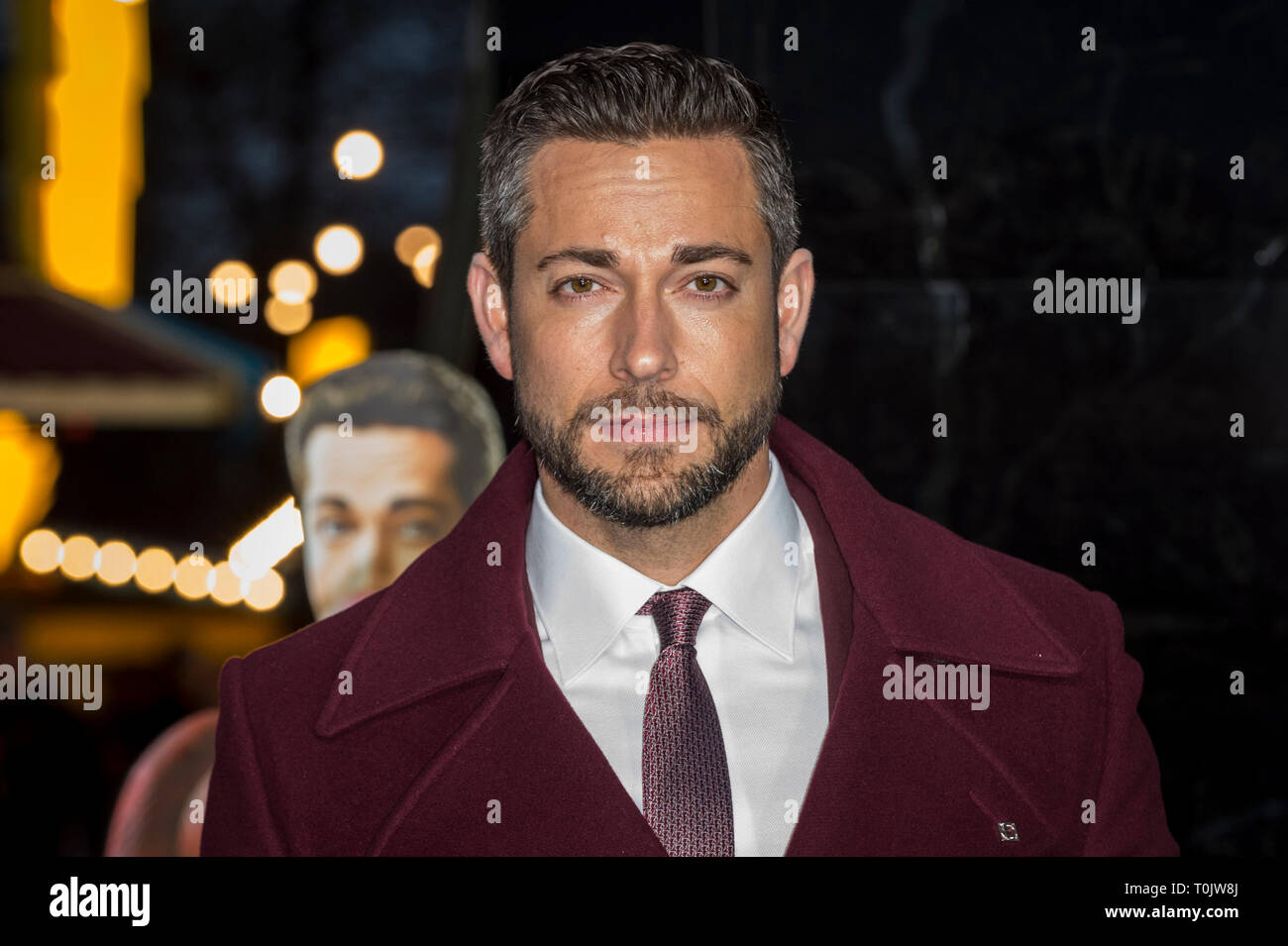 Londra, Regno Unito. 20 mar 2019. Zachary Levi (Shazam!) assiste il photocall come 'SHAZAM!' stelle aperto nel mondo il primo Superpowered luna park nella capitale. Aperto al pubblico dal 21-22 marzo a Bernie Spagna giardini sulla banca del sud. Ispirato dai superpoteri di DC hero SHAZAM! E portato alla vita utilizzando la magia e le illusioni, fan possono mettere alla prova i propri poteri della forza, coraggio, Stamina, la potenza, la velocità e la saggezza per vincere i premi. Uso della parola magica SHAZAM! Abilita magic superpotenze come sfide includono alta scontrino, DC Derby e un 15kg stamina test. Credito: Stephen Chung / Alamy Live News Foto Stock