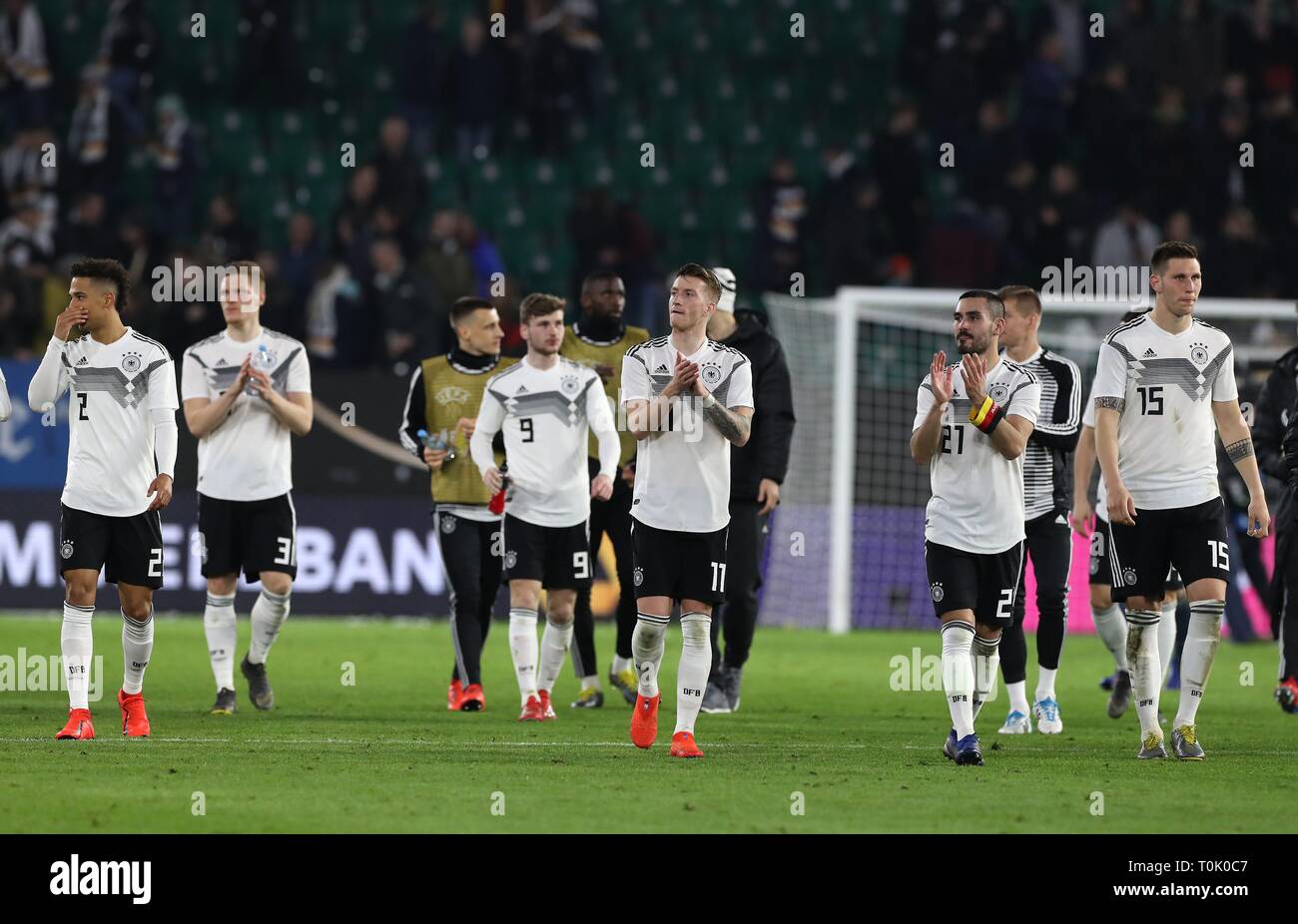 Wolfsburg, Deutschland. 20 Mar, 2019. firo calcio, calcio, 20.03.2019 LÃ € nderspiel, amichevole, amichevole stagione 2019/2020, Nati, team nazionale tedesco Germania, GER - Serbia SRB 1: 1 GER Marco Reus, finale di giubilo, giubilo, tubicini, chiama, oltre 5 fÃf cinque giocatori, GER Una ° lkay GÃ ndoAŸan, Ilkay Guendogan, GER Niklas SÃ le, Suele, GER Timo Werner, GER Thilo Kehrer, GER Marcel Halstenberg, | Utilizzo di credito in tutto il mondo: dpa/Alamy Live News Foto Stock