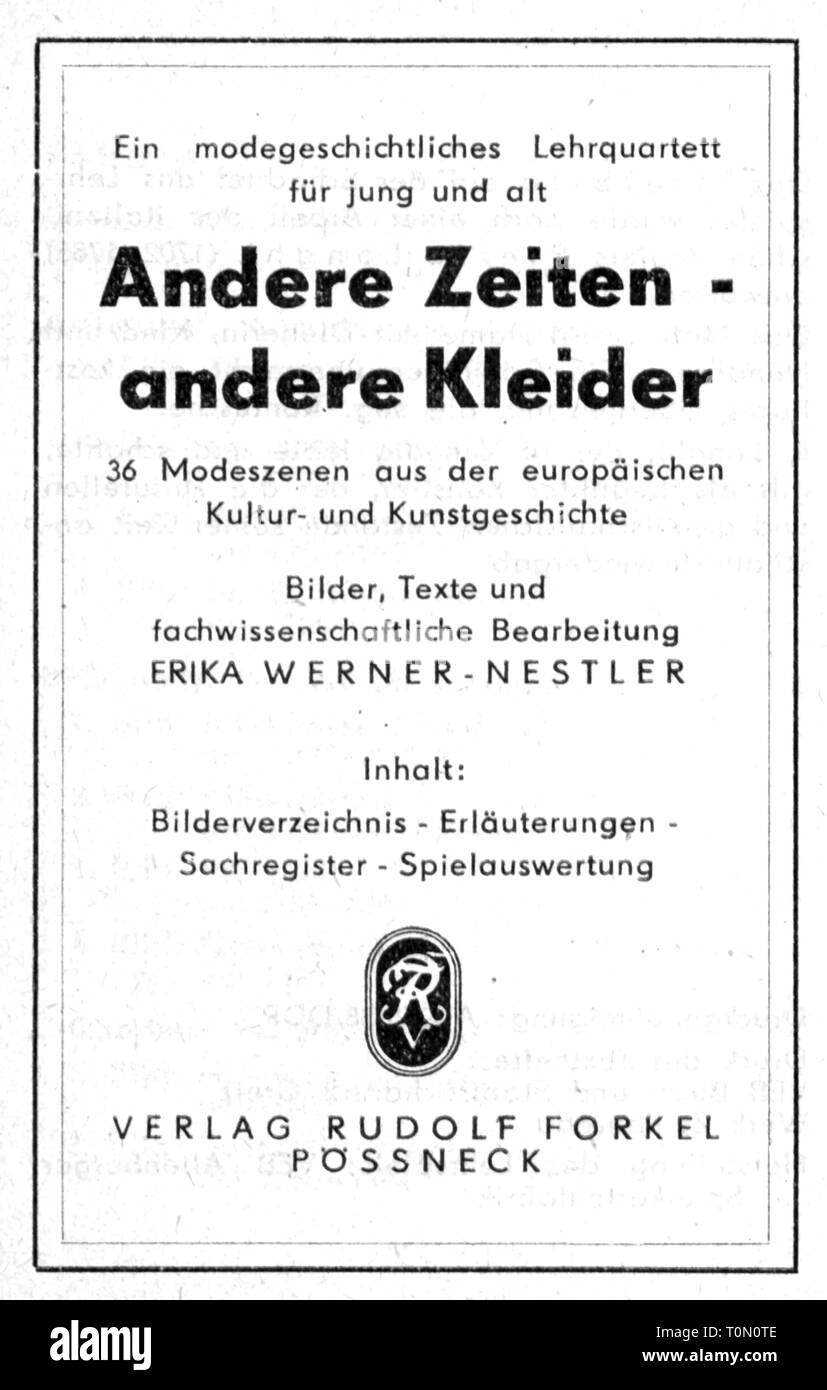 Gioco, scheda, manuale per mazzo di carte "Andere Zeiten - andere Kleider' (diverse volte - abiti diversi), titolo, Rudolf Forkel casa editrice, Pössneck, anni cinquanta, Additional-Rights-Clearance-Info-Not-Available Foto Stock