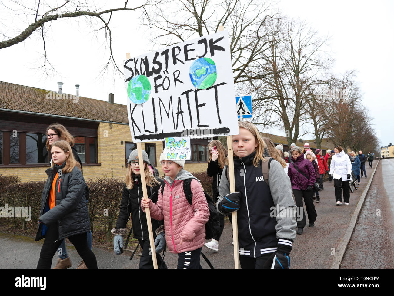 VADSTENA, Svezia 20190315 sciopero della scuola per il clima. Foto Jeppe Gustafsson Foto Stock