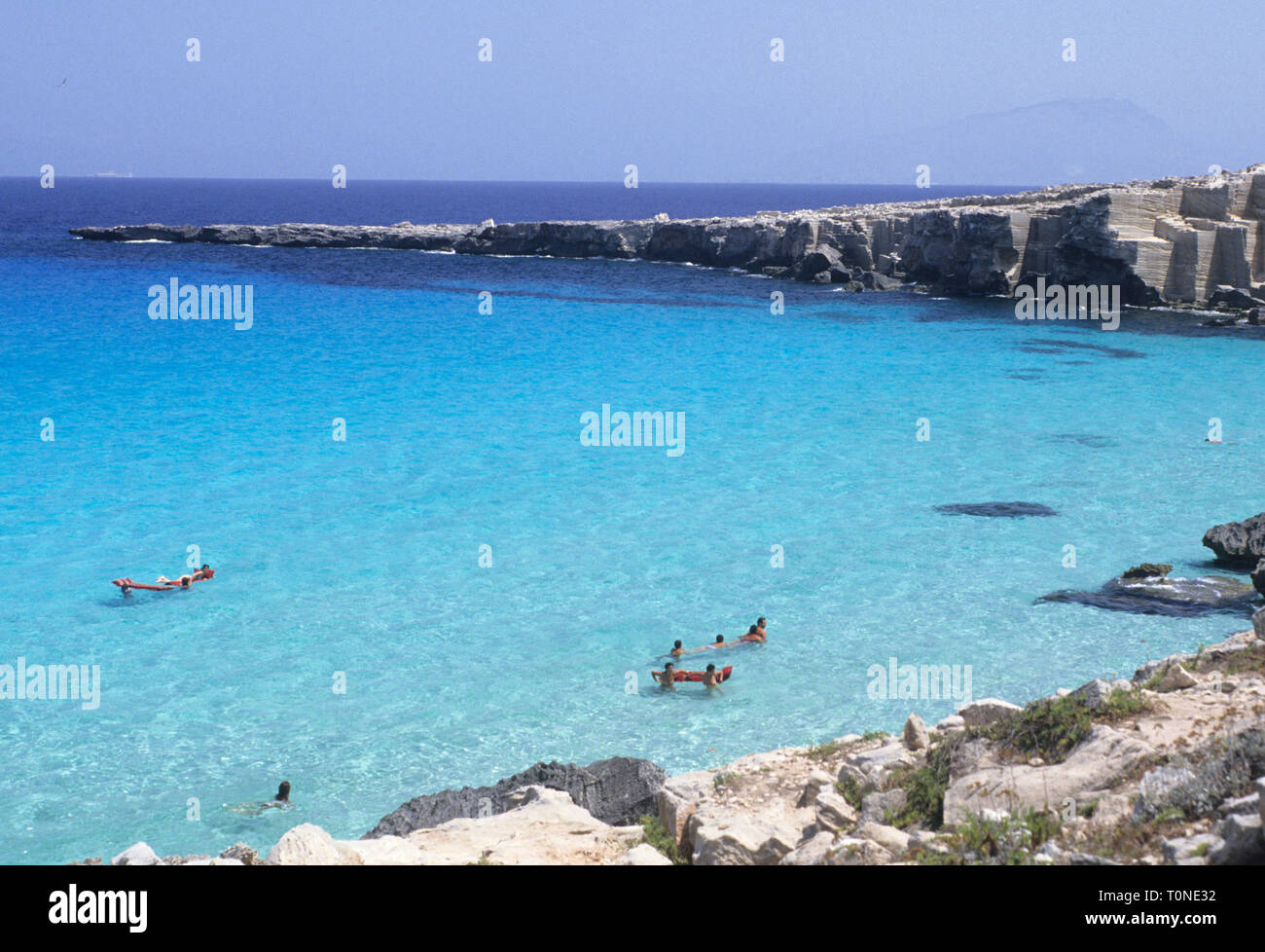 Lisola Di Favignana Cala Rossa Le Isole Egadi Provincia