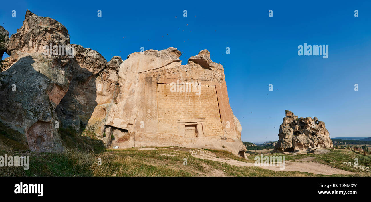 La Frigia rock monumento conosciuto localmente come Yazilikaya, ( scritto rock ) . 8 - VI secolo A.C. . Midas City, Yazilikaya, Eskisehir, Turchia. Questo è Foto Stock