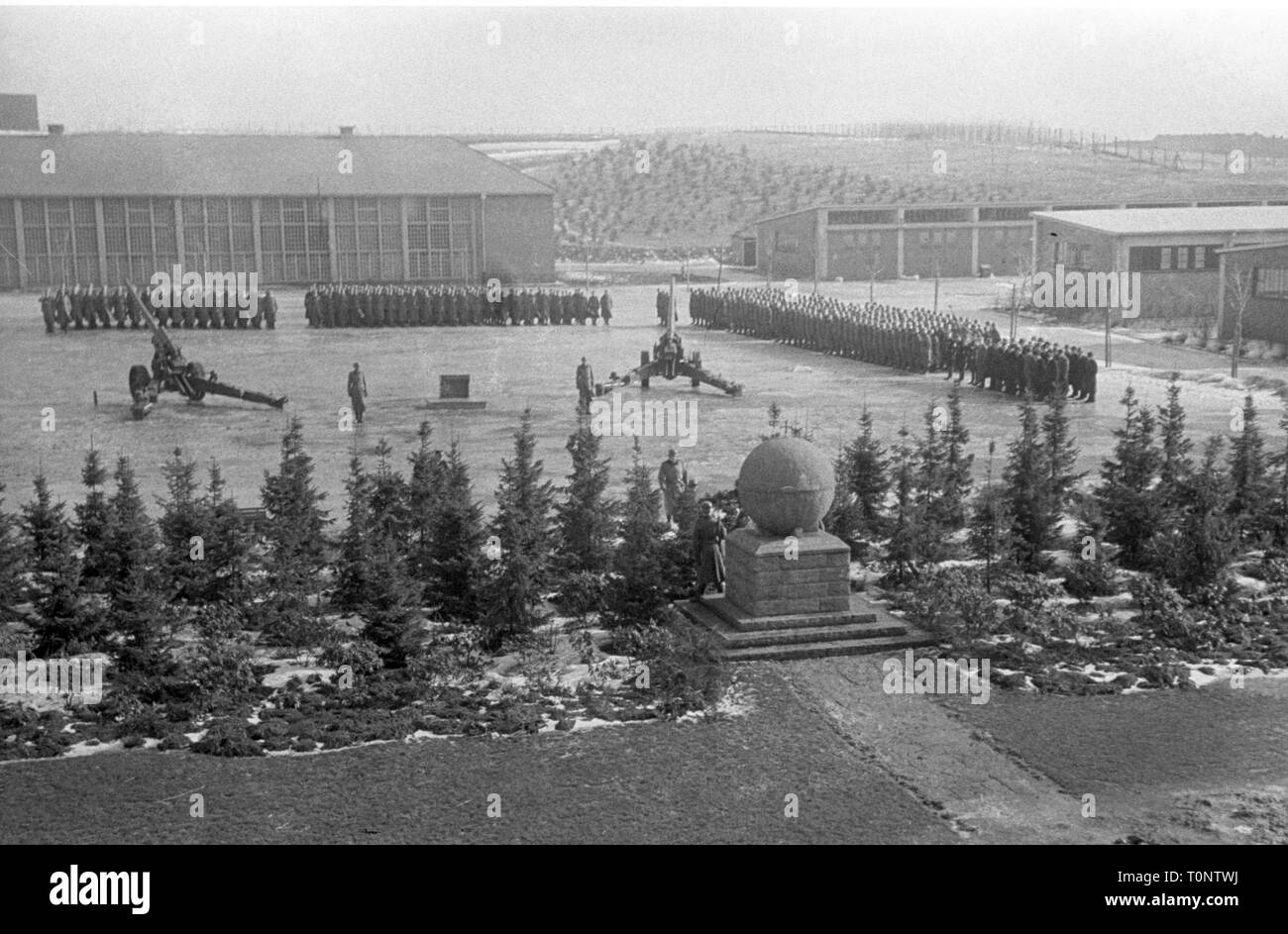 Wehrmacht Heer Schwere Kanone s.K 18 10 cm (10,5 cm) - Esercito Tedesco cannone pesante sK 18 10cm (10,5 cm) Foto Stock