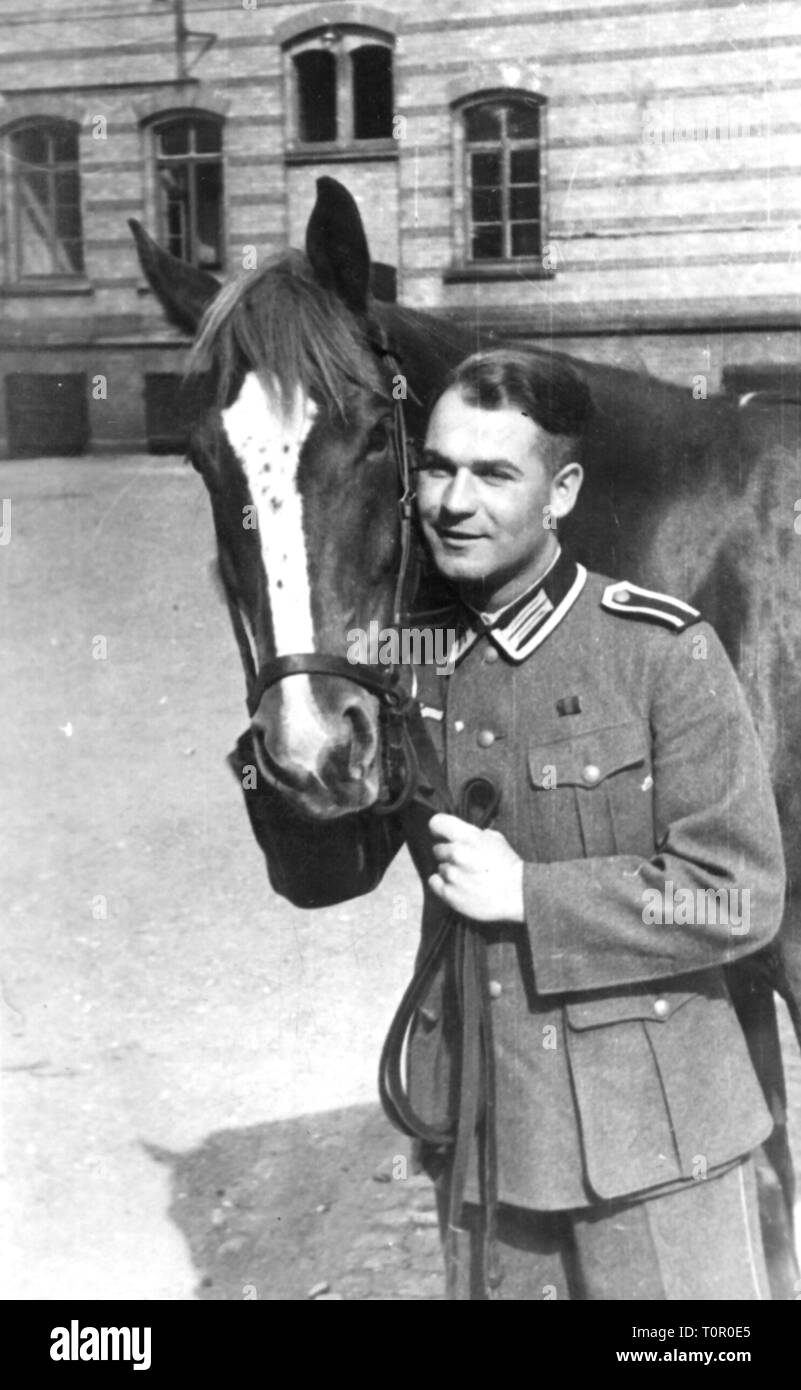 Il nazismo / Socialismo Nazionale, militare, esercito, non ufficiale incaricato con cavallo, seconda metà degli anni trenta, Additional-Rights-Clearance-Info-Not-Available Foto Stock