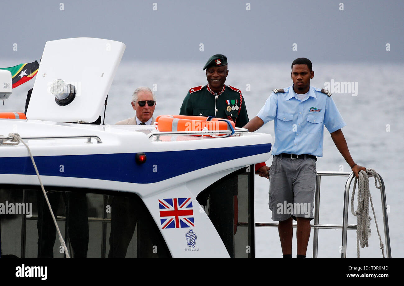 Il Principe di Galles arriva a St Kitts prima di visitare Brimstone Hill Fort durante un giorno di visita all'isola dei Caraibi. Foto Stock