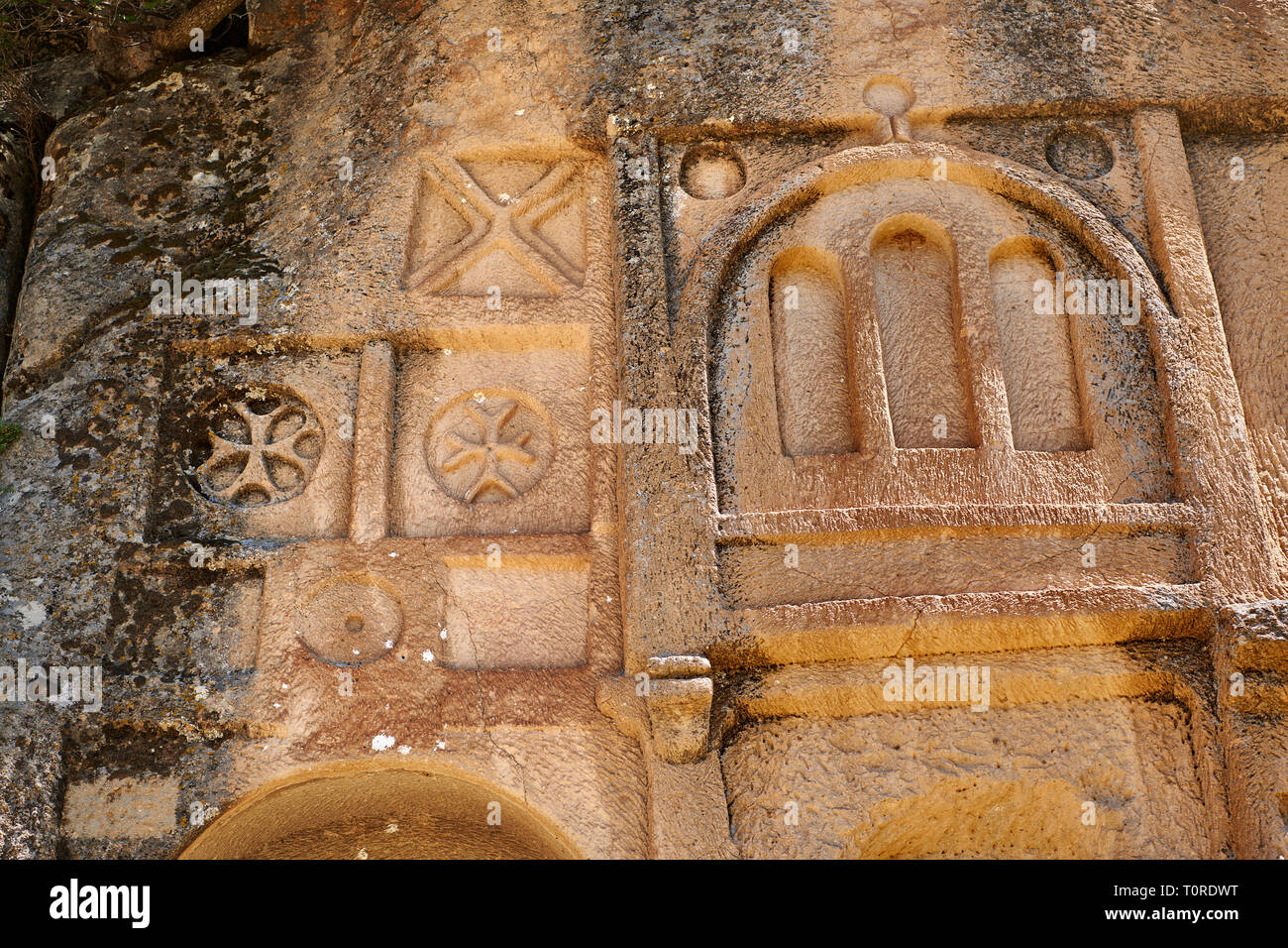 Foto e immagini di Kalburlu (St. Epthemios) chiesa sculture decorative, IX secolo il monastero Vadisi Valley, 'Manastır Vadisi", dell'Ihlar Foto Stock