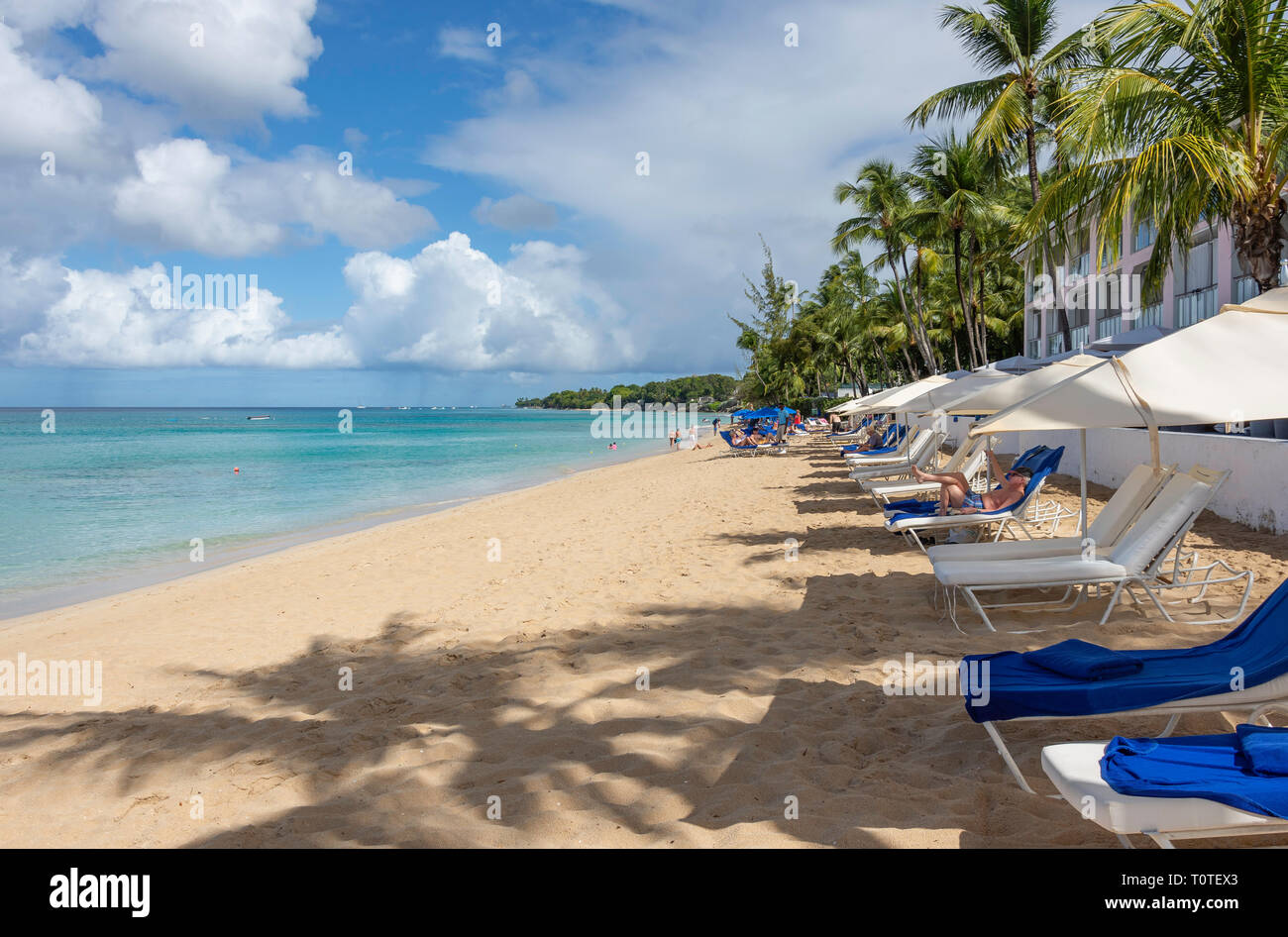 Alleynes Bay Beach (Fairmont Royal Pavilion Hotel), Holetown, St James's Parish, Barbados, Piccole Antille, dei Caraibi Foto Stock