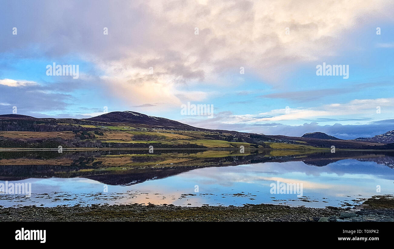 La linguetta spettacolare Lago in Scozia Foto Stock
