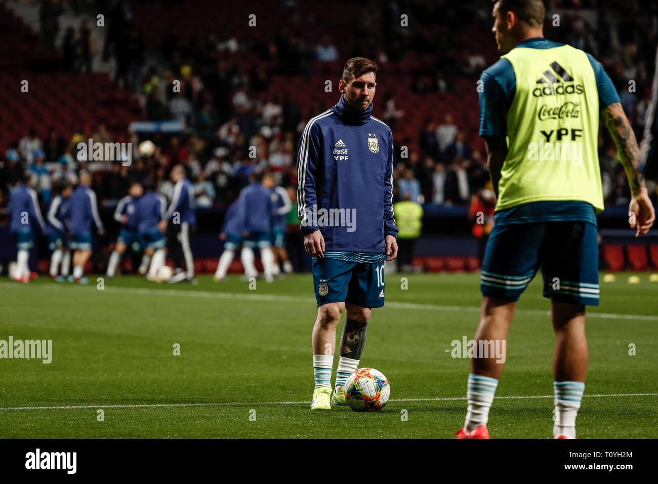 Wanda Metropolitano, Madrid, Spagna. 22 Mar, 2019. International football friendly, Argentina contro il Venezuela; Leo Messi (Argentina) Pre-match warm-up Credit: Azione Plus sport/Alamy Live News Foto Stock