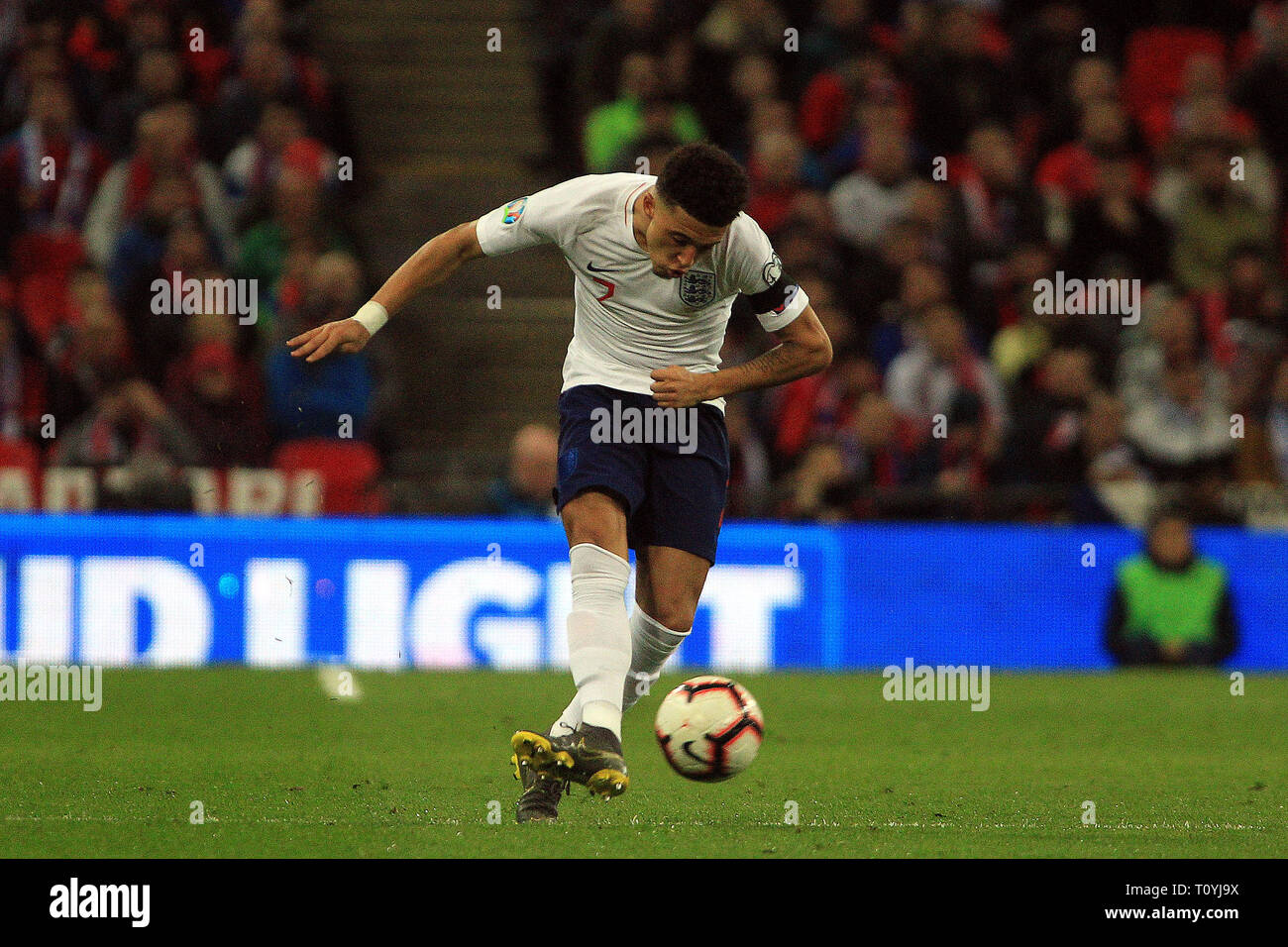 Londra, Regno Unito. 22 Mar, 2019. Jadon Sancho di Inghilterra in azione. UEFA Euro 2020 il qualificatore, gruppo un match, Inghilterra v Repubblica ceca allo stadio di Wembley a Londra il venerdì 22 marzo 2019. Si prega di notare che le immagini sono per solo uso editoriale. Solo uso editoriale. pic da Steffan Bowen/Andrew Orchard fotografia sportiva/Alamy Live news Credito: Andrew Orchard fotografia sportiva/Alamy Live News Foto Stock