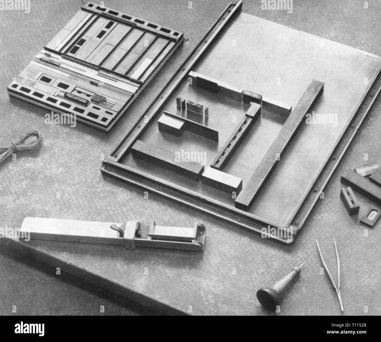 Technics, stampa tipografica, strumenti di un typesetter, Zurigo, 1937, Additional-Rights-Clearance-Info-Not-Available Foto Stock