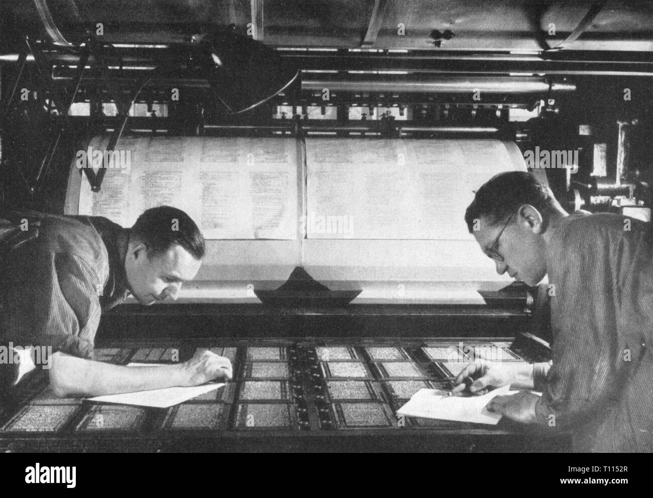 Technics, stampa tipografica, tipista al lavoro, Berlino, 1937, Additional-Rights-Clearance-Info-Not-Available Foto Stock