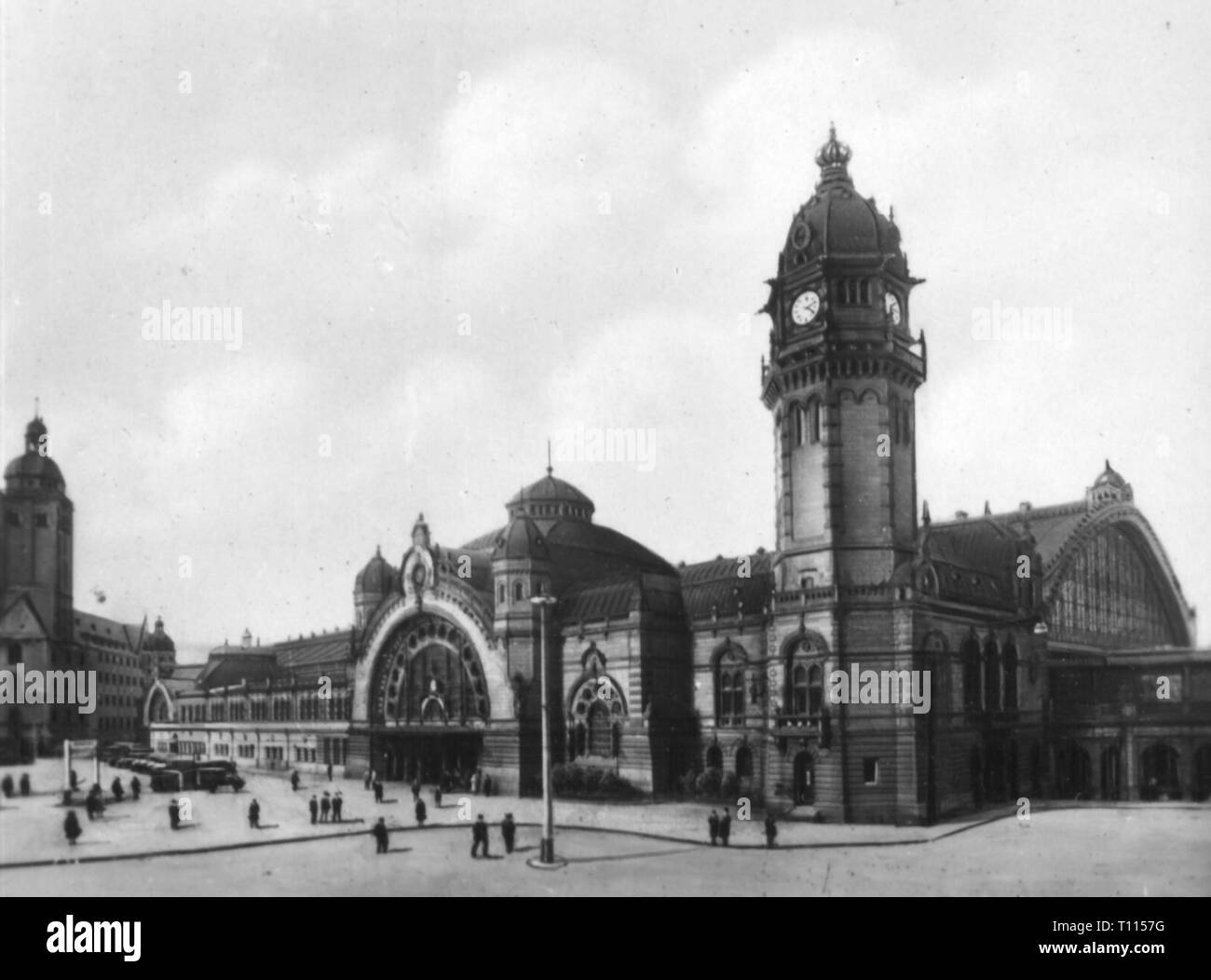 Geografia / viaggi storico, Germania, città e comunità, Colonia, trasporti / trasporto, stazione centrale, vista esterna, più tardi 1920s, Additional-Rights-Clearance-Info-Not-Available Foto Stock