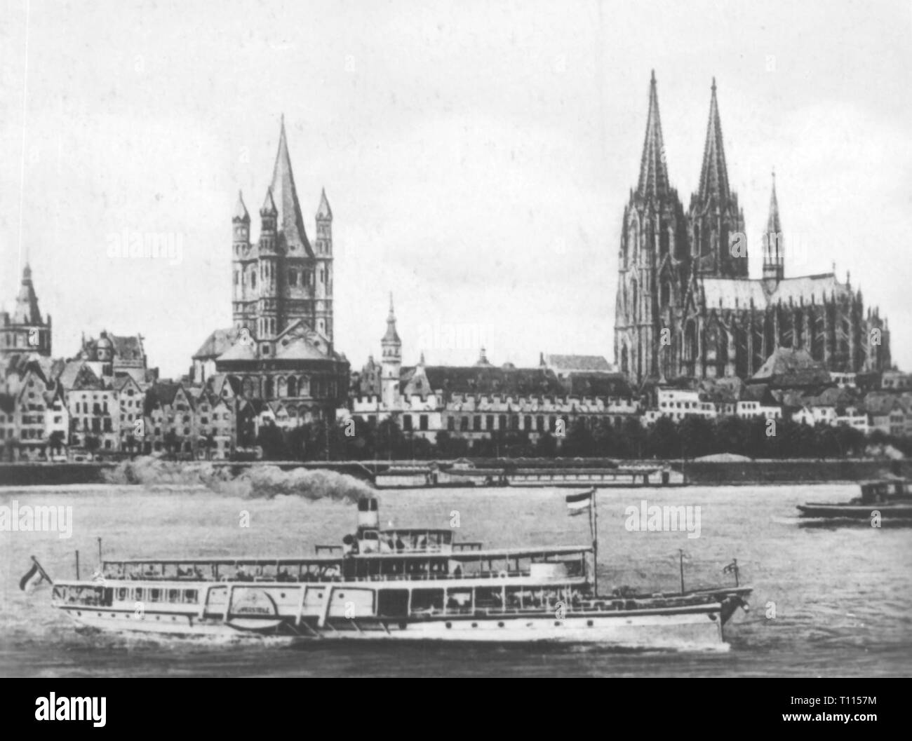 Geografia / viaggi storico, Germania, città e comunità, Colonia, vista sul Reno sulla città vecchia, più tardi 1920s, Additional-Rights-Clearance-Info-Not-Available Foto Stock