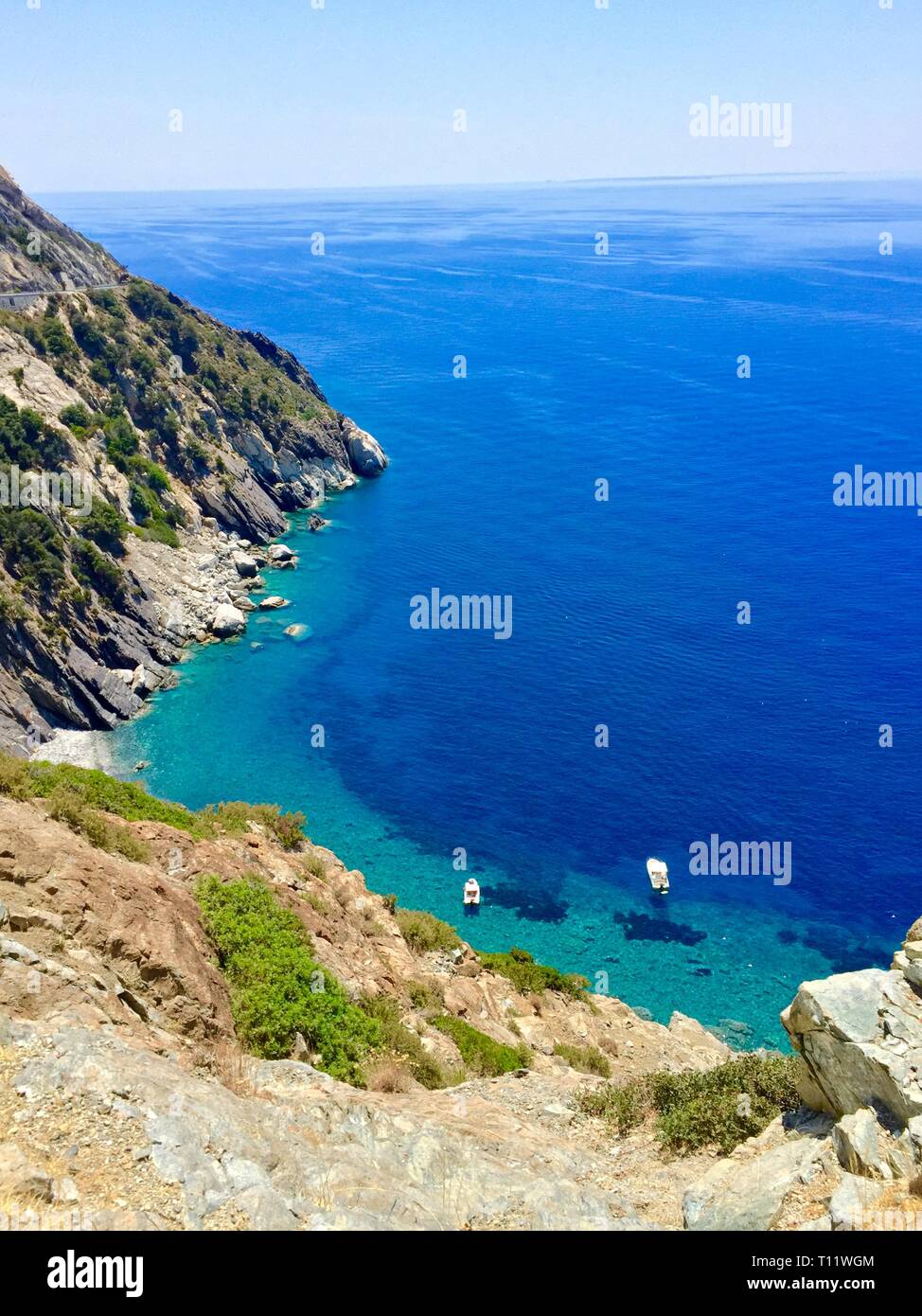 Una vista panoramica del turchese spiagge e coste della piccola isola d'elba Foto Stock