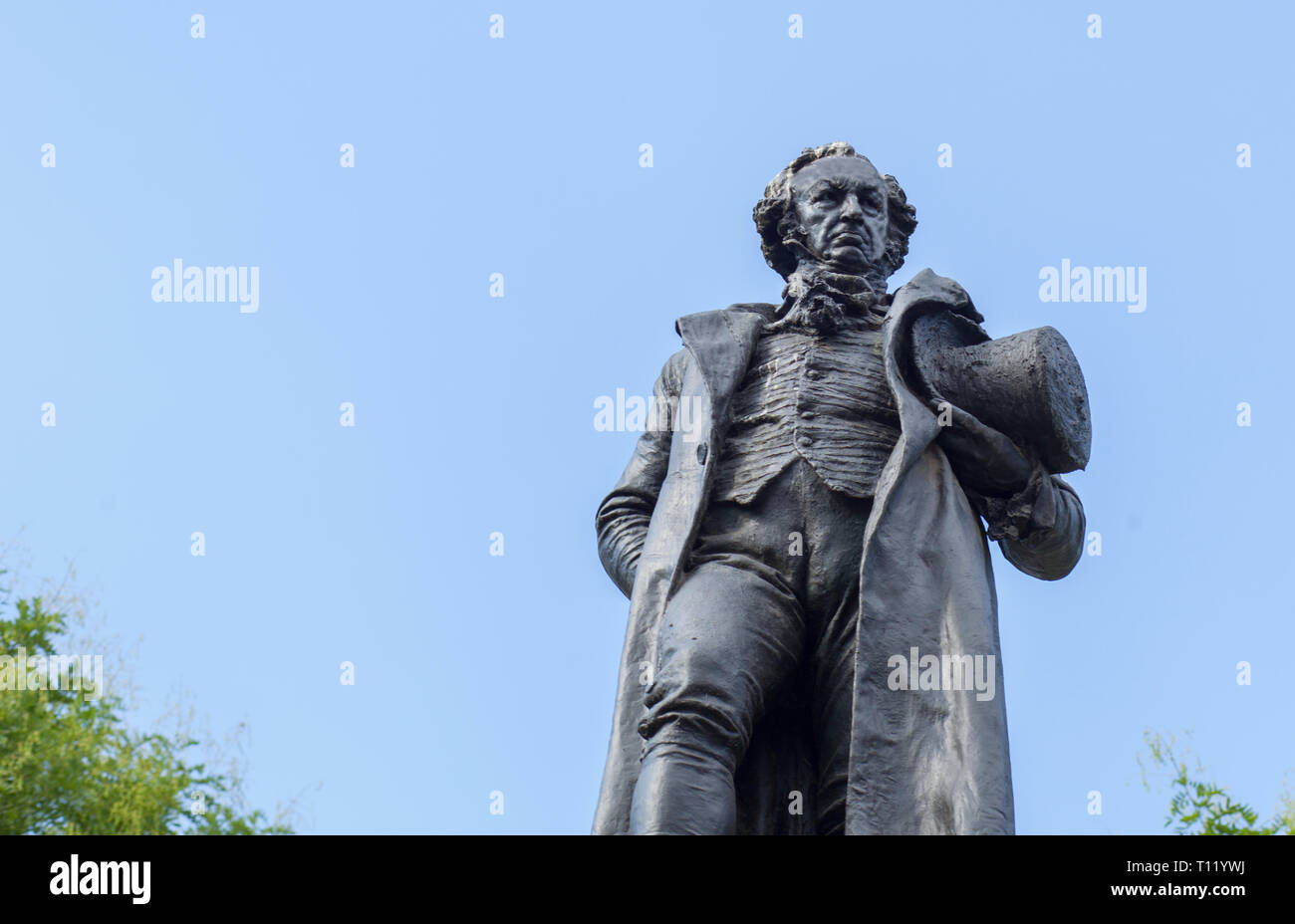 Madrid, Spagna - Settembre 12th, 2018: statua in bronzo di Francisco de Goya, accanto al Museo del Prado di Madrid, Spagna Foto Stock